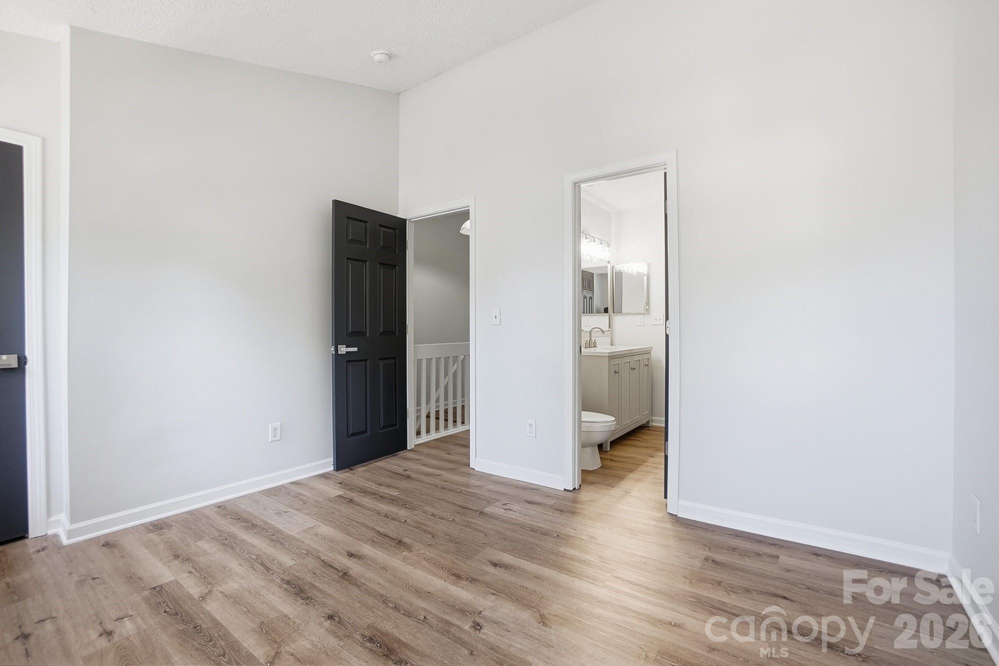 10584 English Setter Way — Charlotte