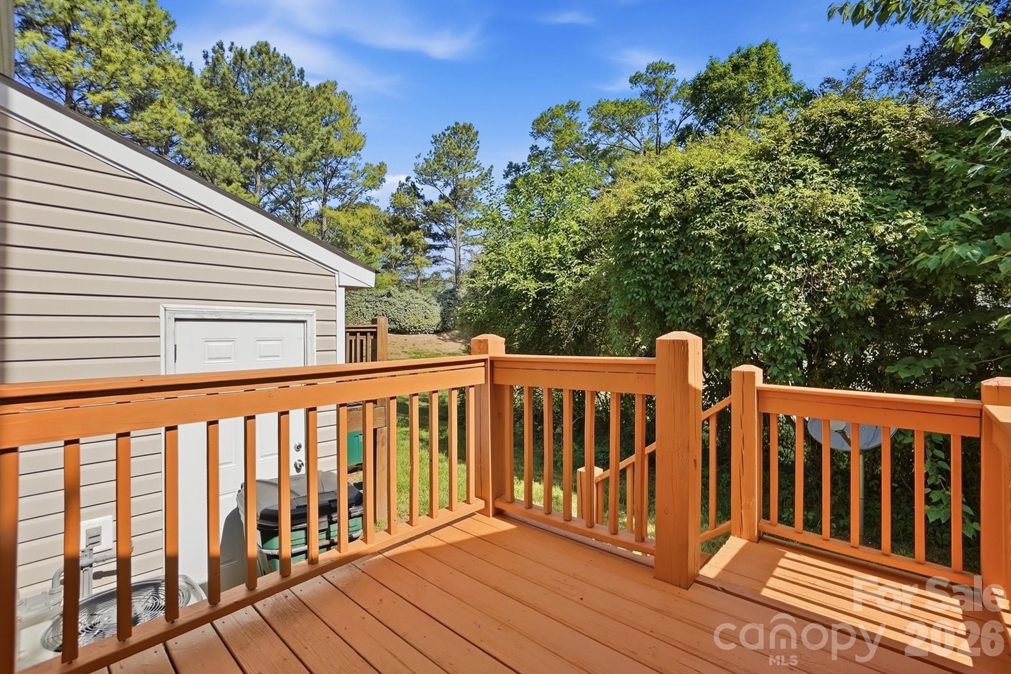 10584 English Setter Way — Charlotte