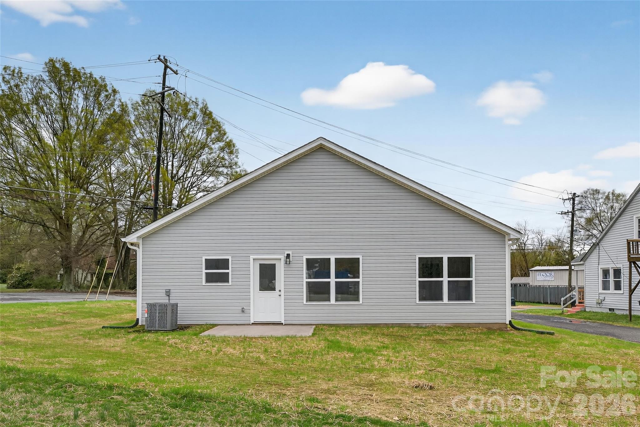 344 Kelly Avenue — Mooresville