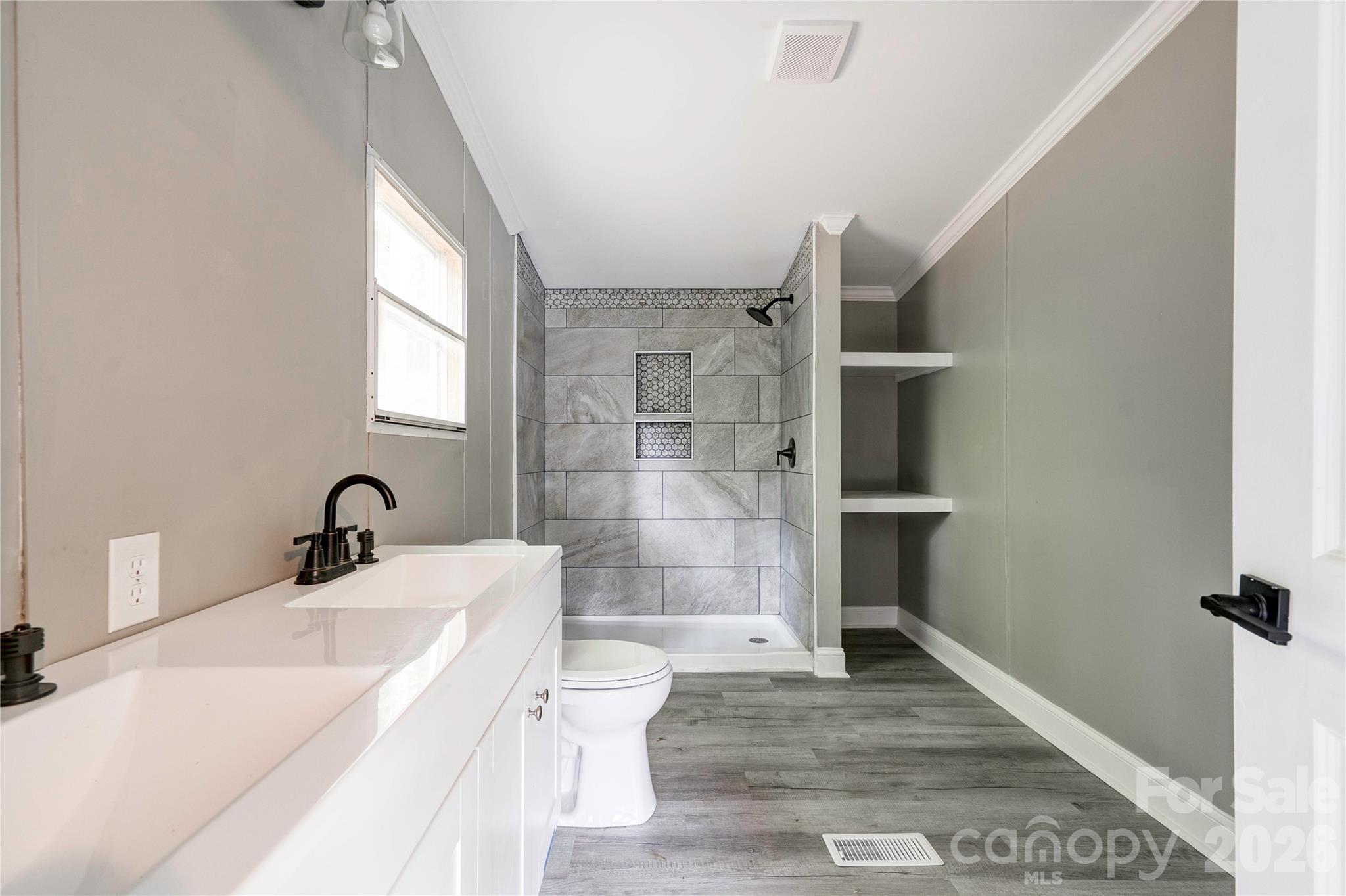 141 Knob Creek Drive — Lawndale