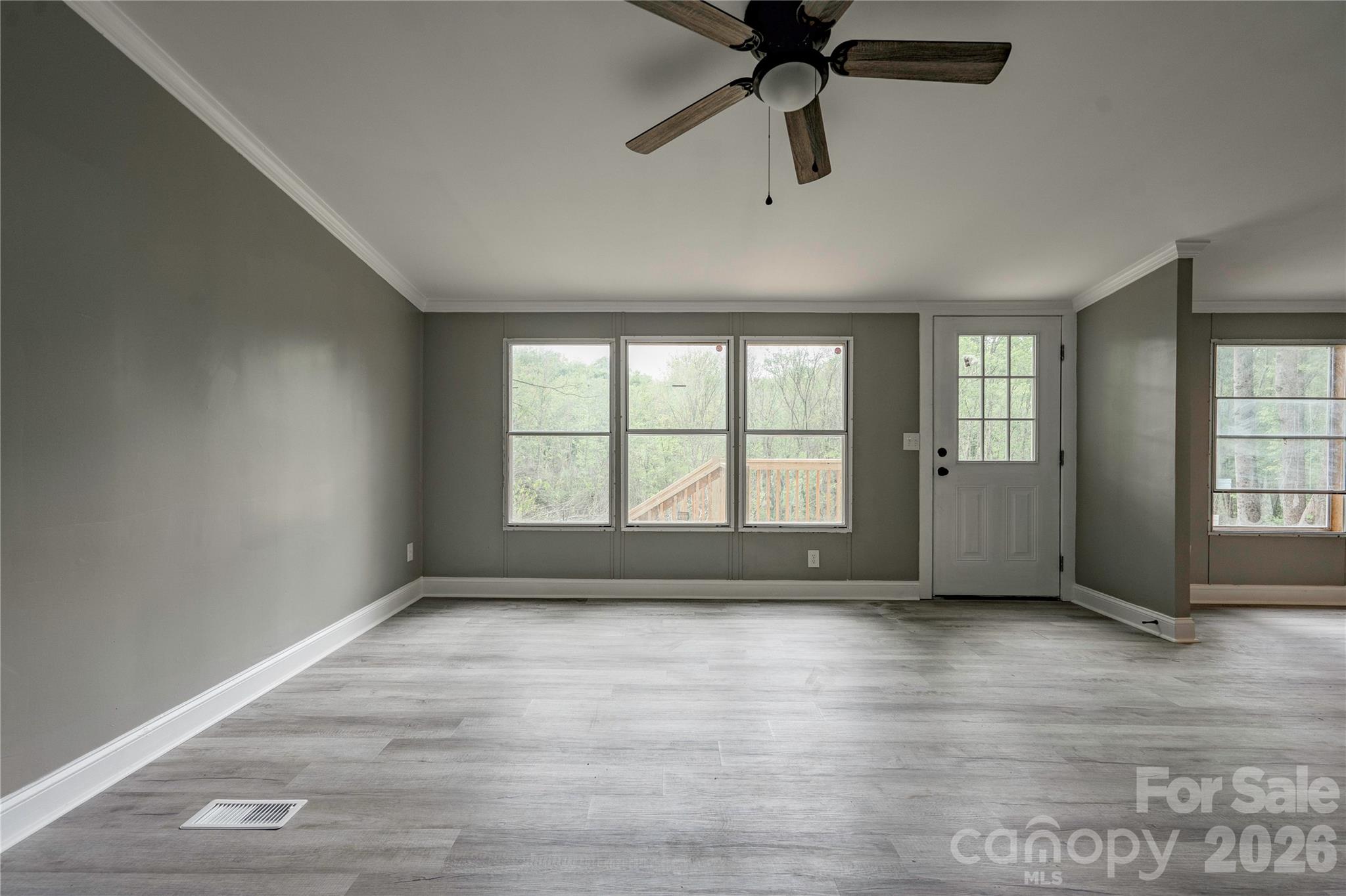 141 Knob Creek Drive — Lawndale