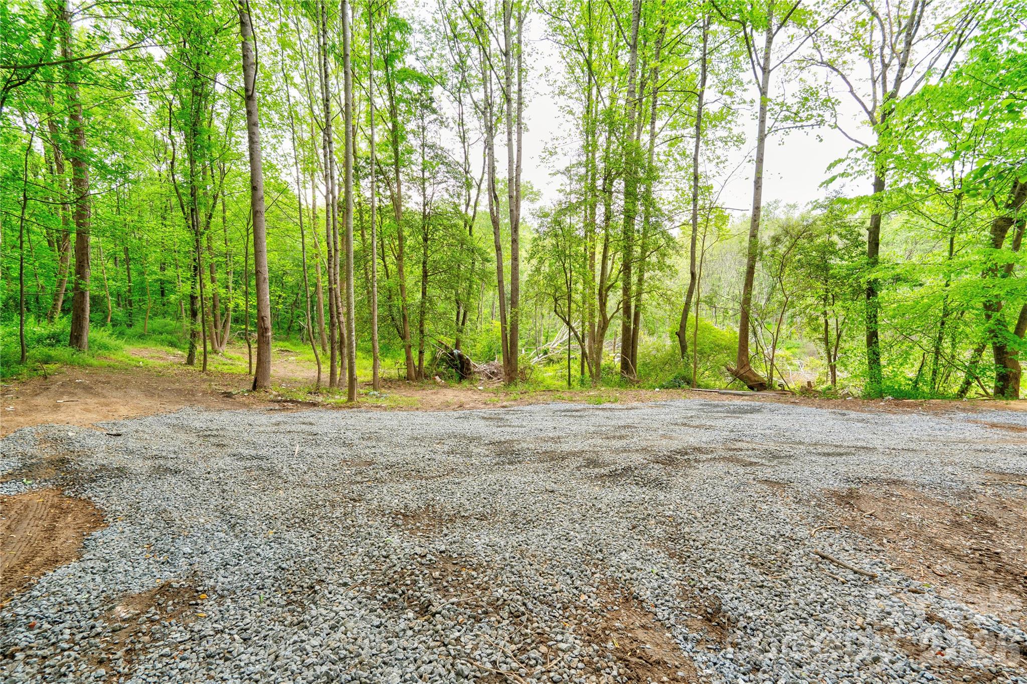 141 Knob Creek Drive — Lawndale