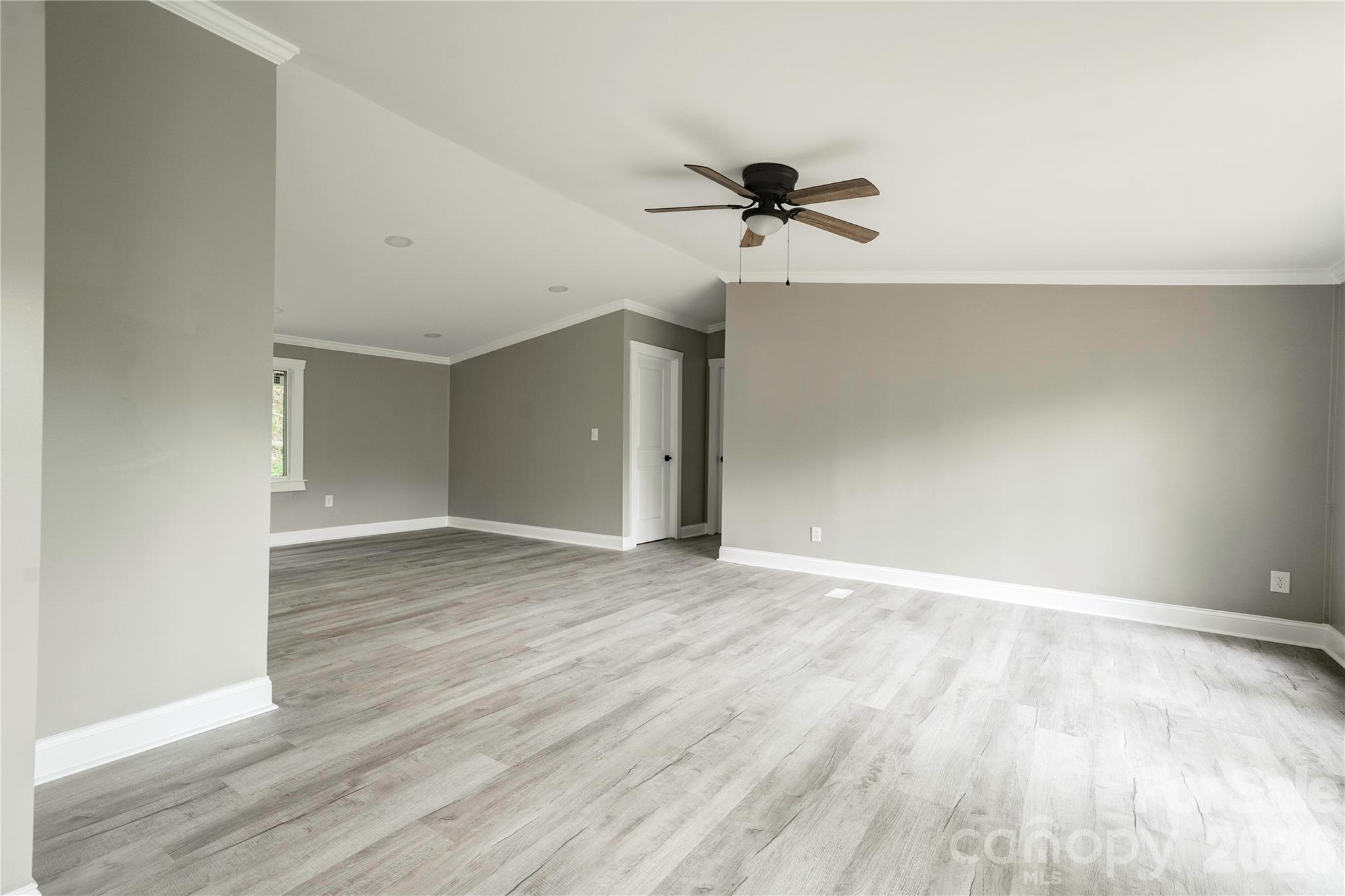 141 Knob Creek Drive — Lawndale