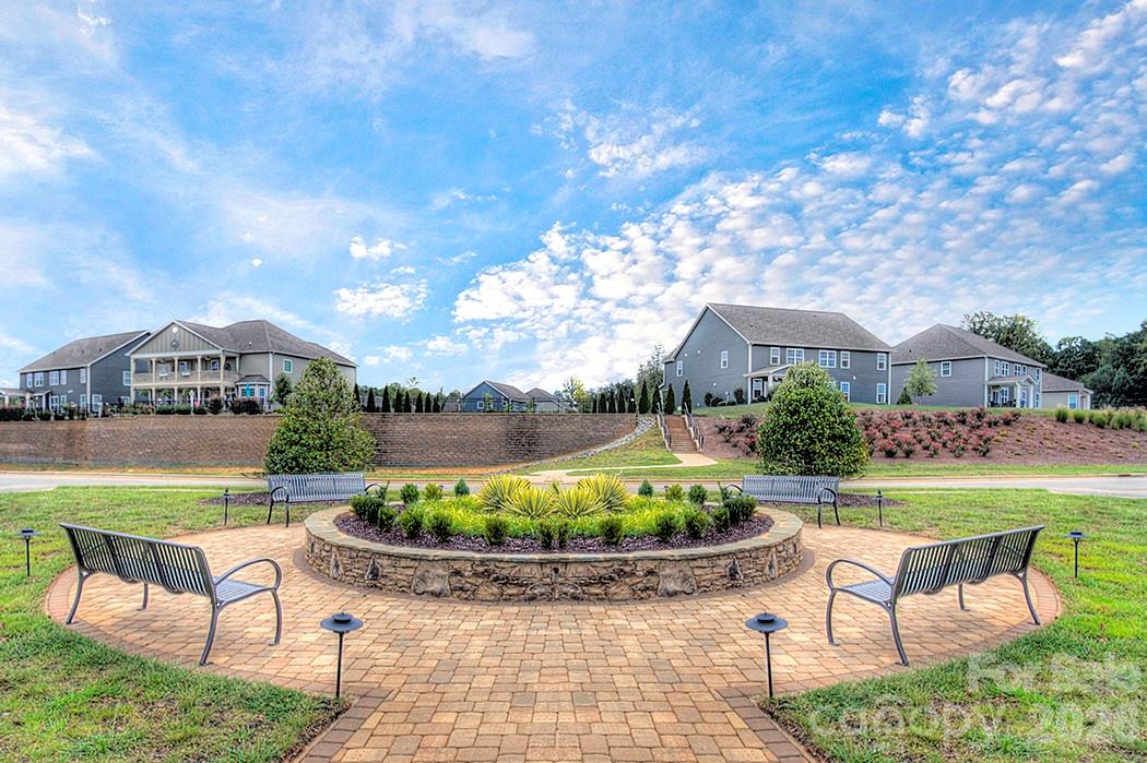 122 Boatwright Lane — Mooresville