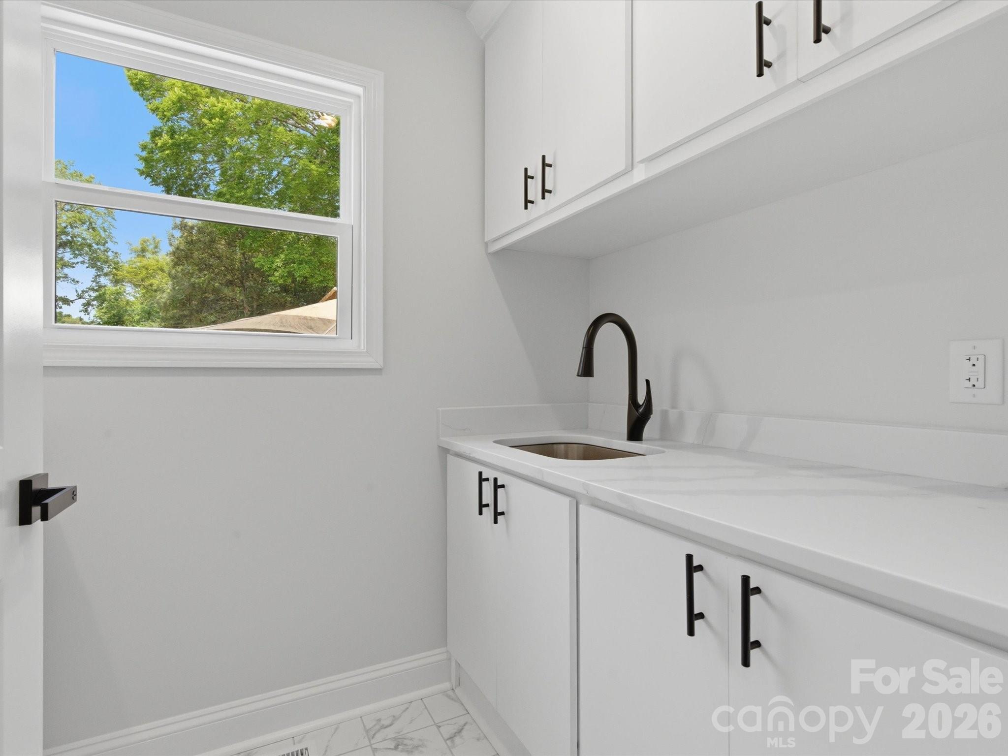 3600 Carmel Road — Charlotte