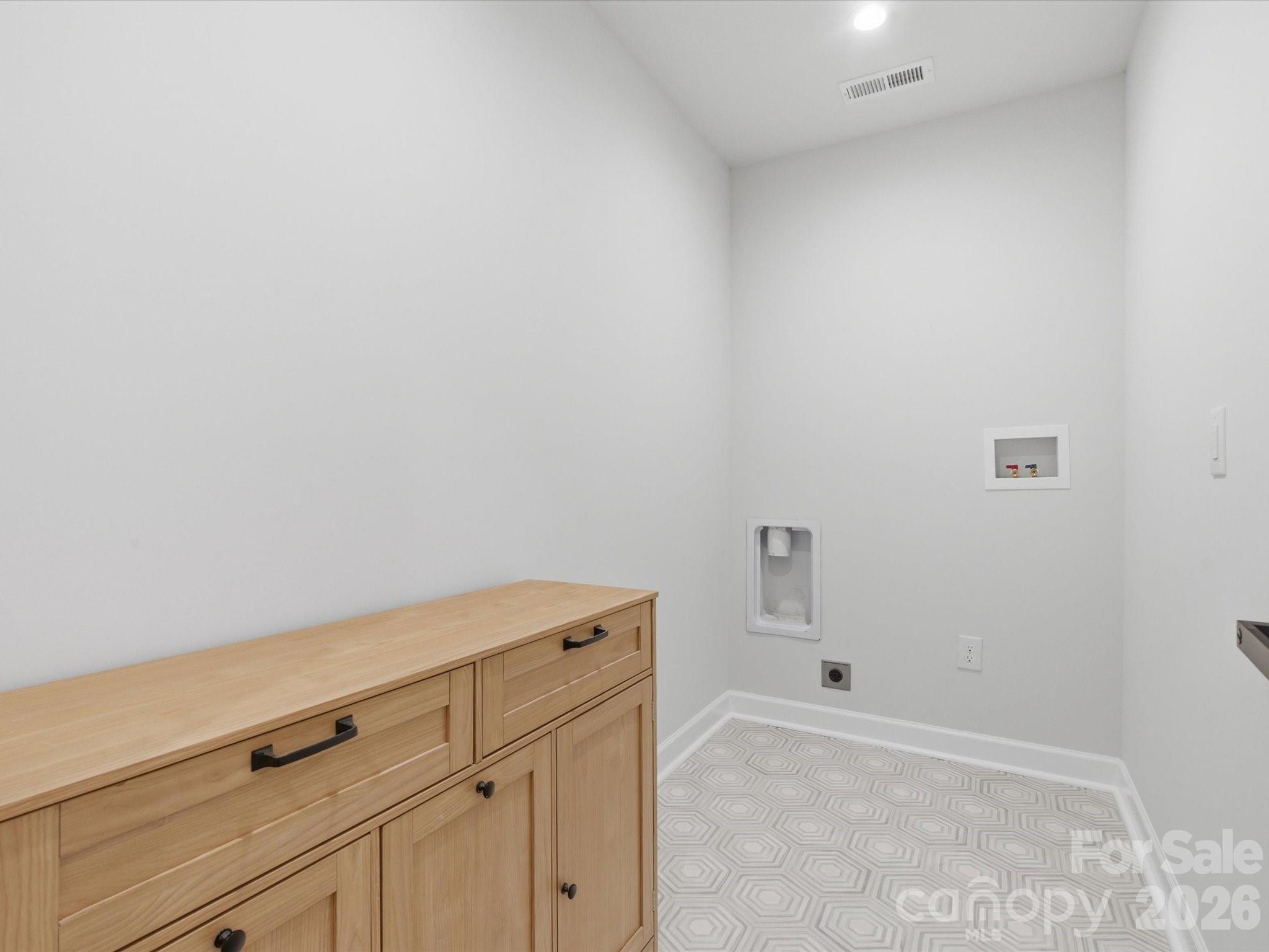 3600 Carmel Road — Charlotte
