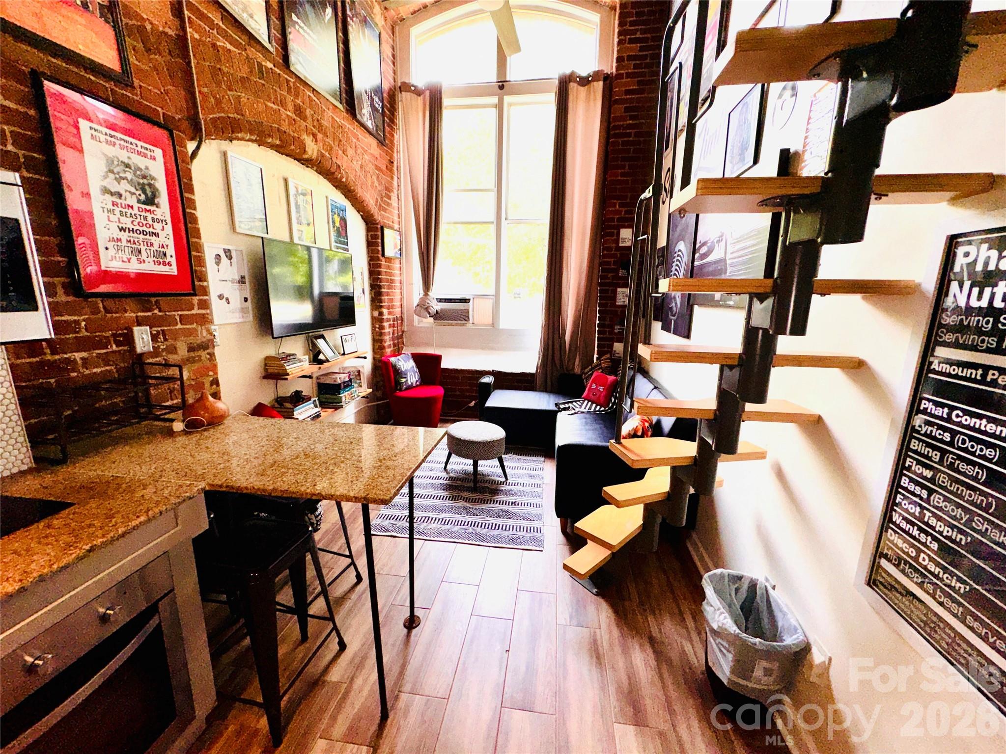 201 S Hoskins Road #132 — Charlotte