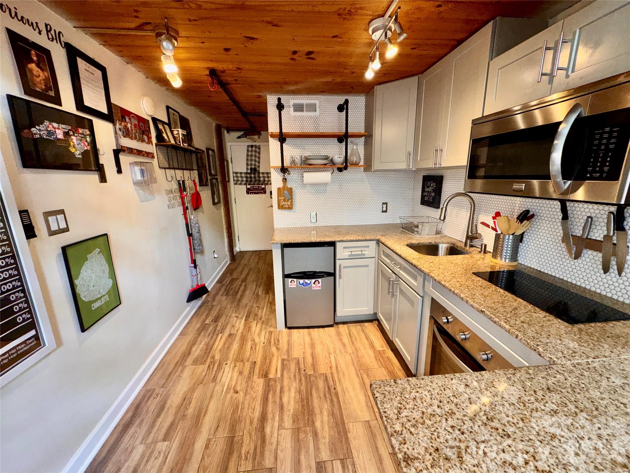 201 S Hoskins Road #132 — Charlotte