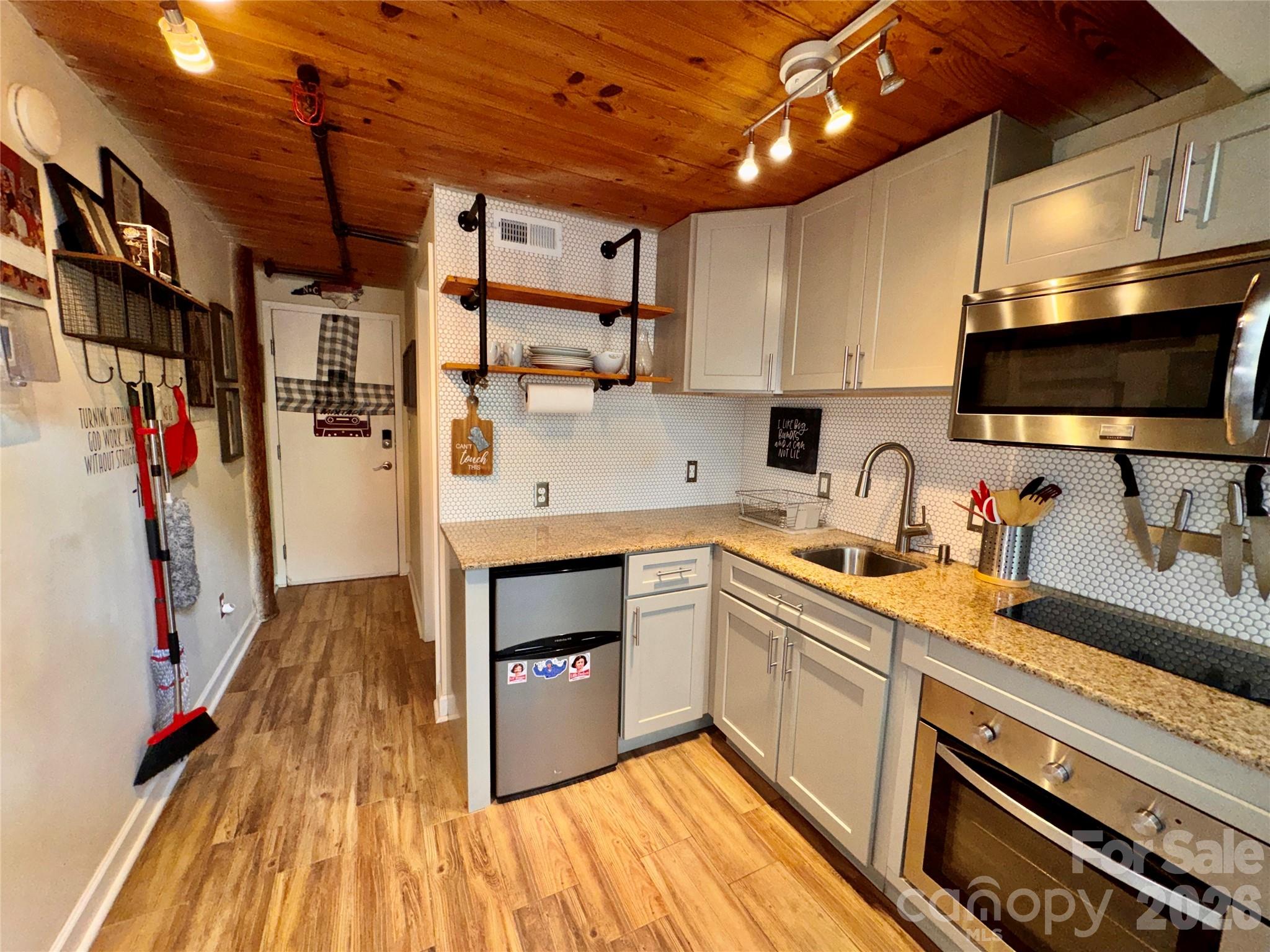 201 S Hoskins Road #132 — Charlotte