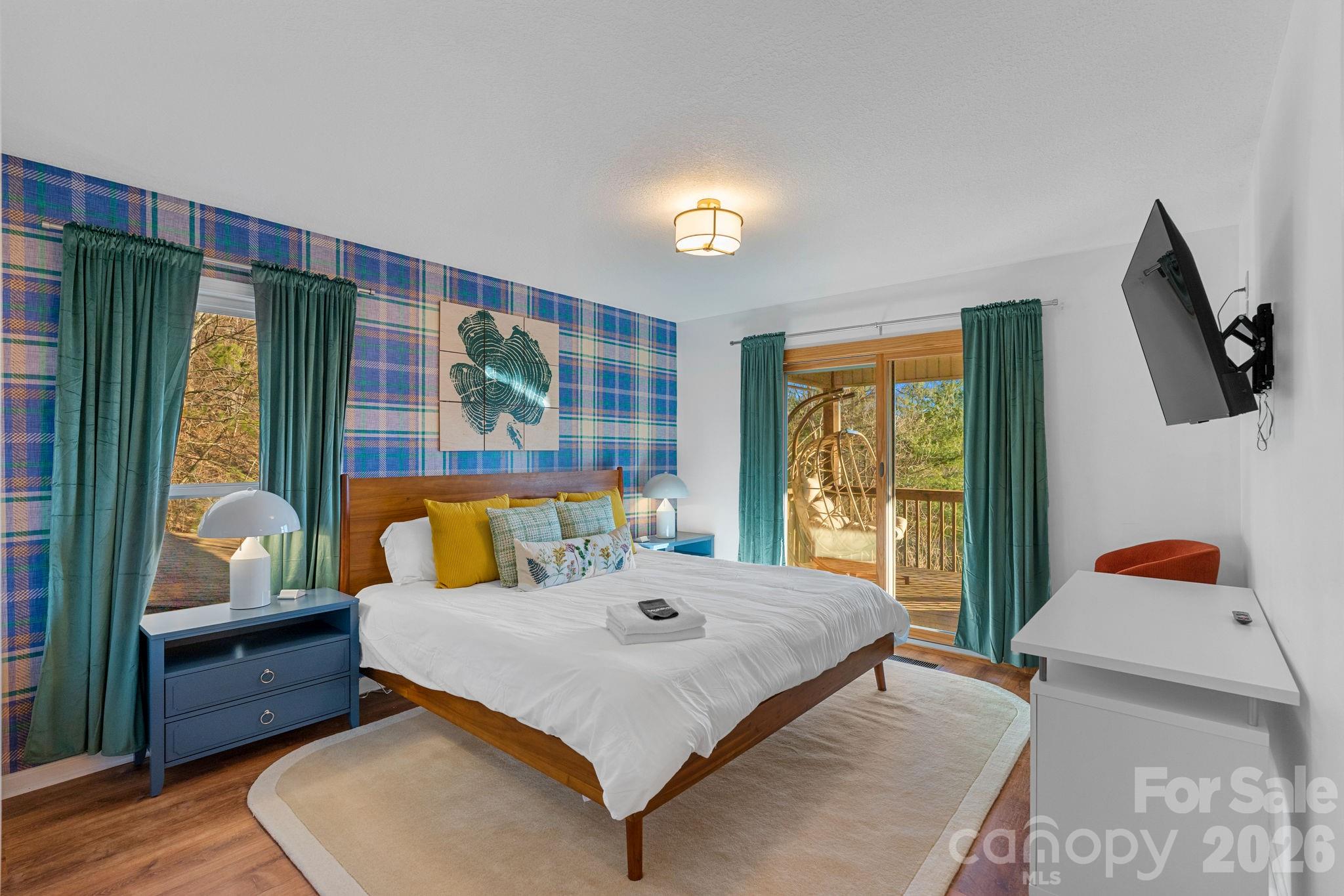 36 Wineberry Lane — Asheville