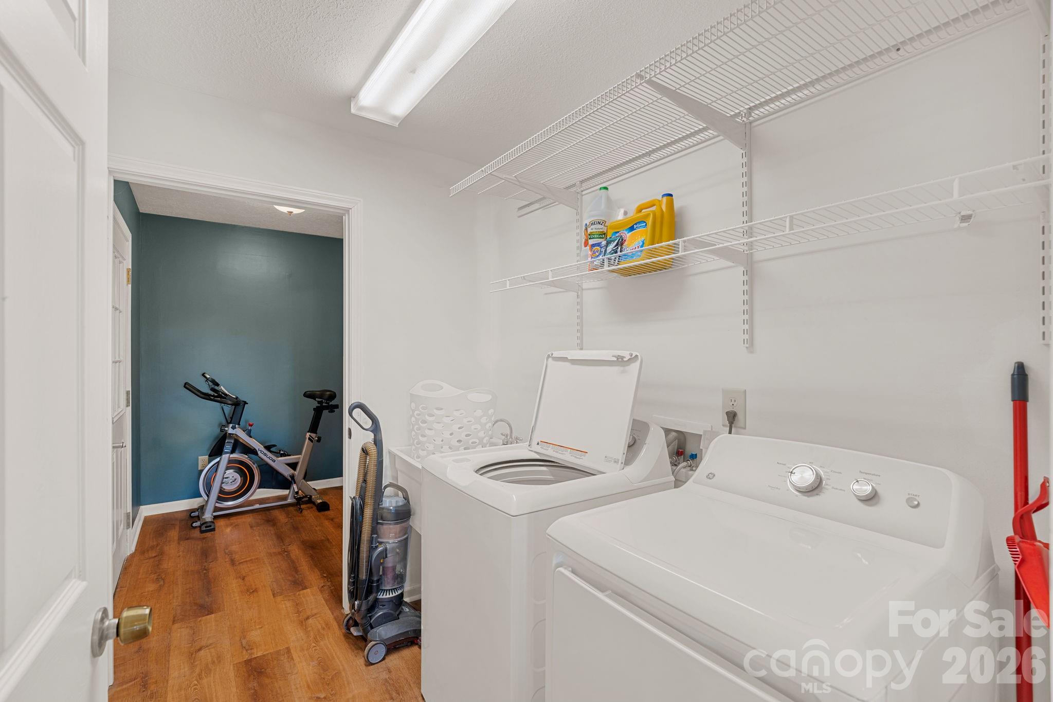 36 Wineberry Lane — Asheville