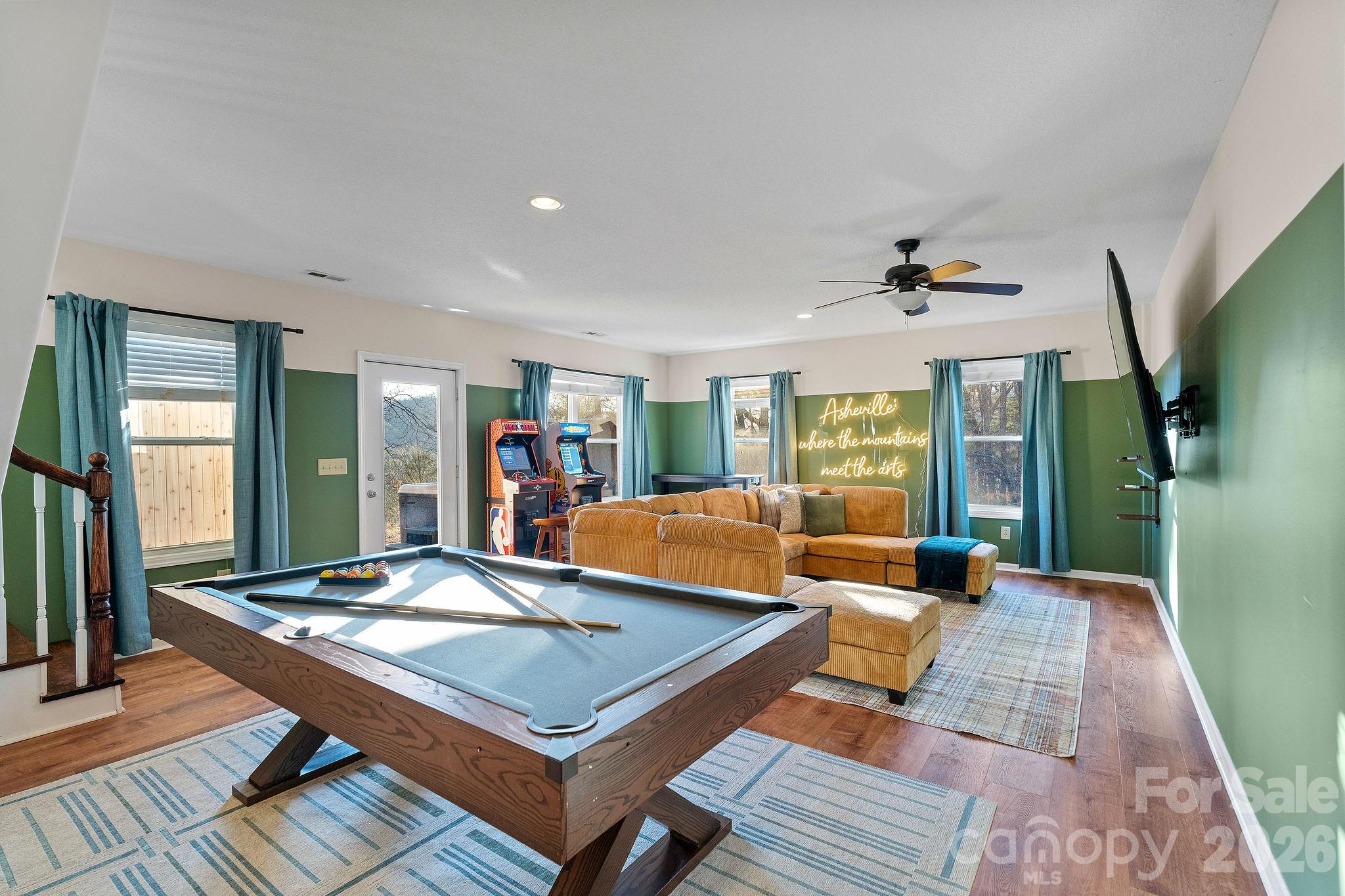 36 Wineberry Lane — Asheville