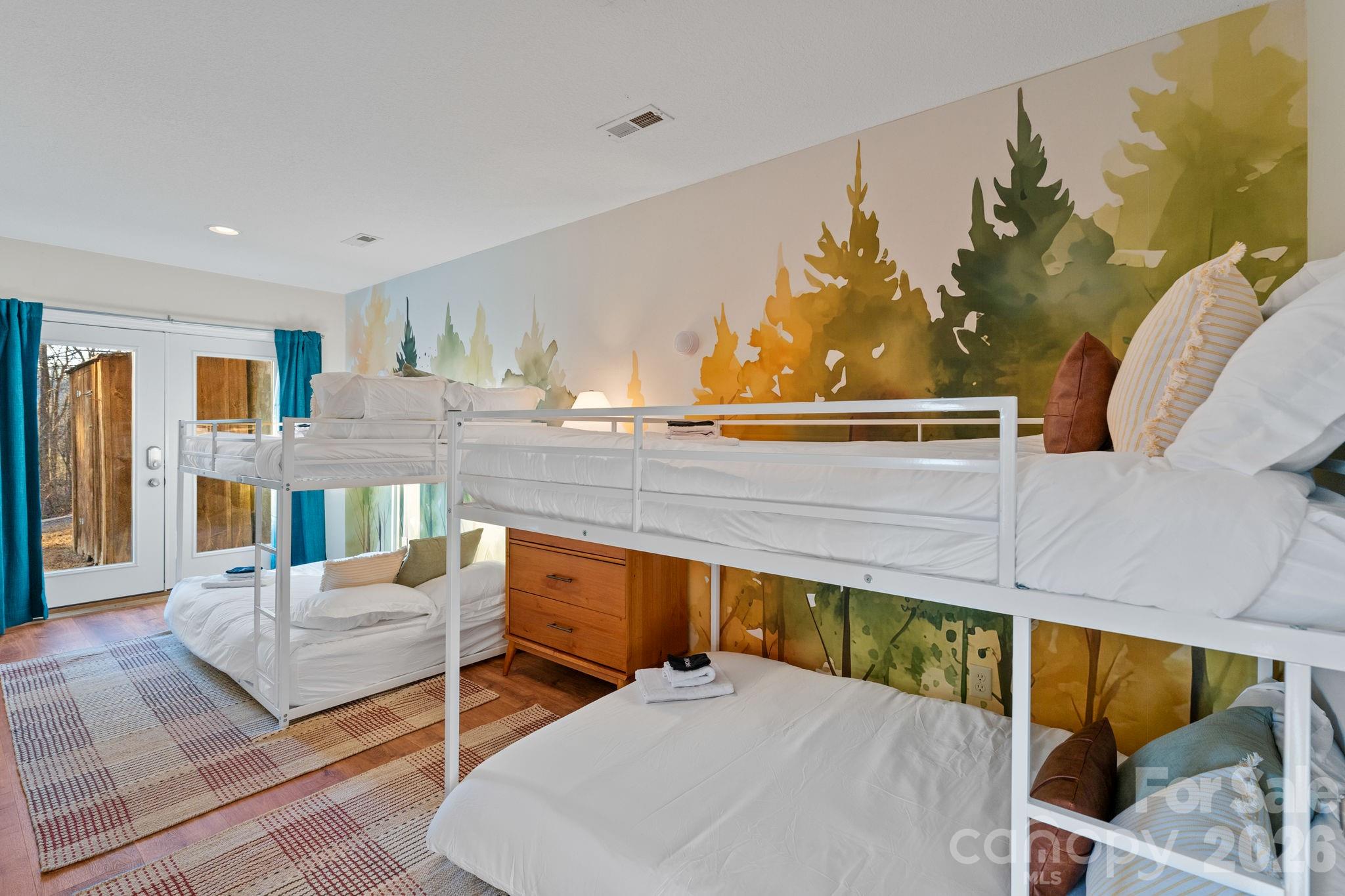 36 Wineberry Lane — Asheville