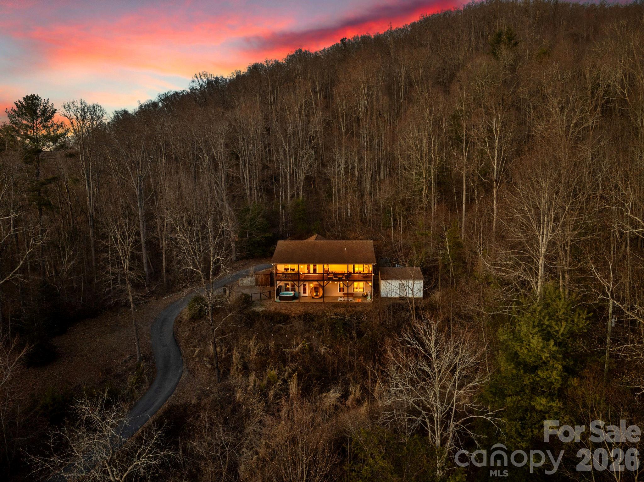 36 Wineberry Lane — Asheville