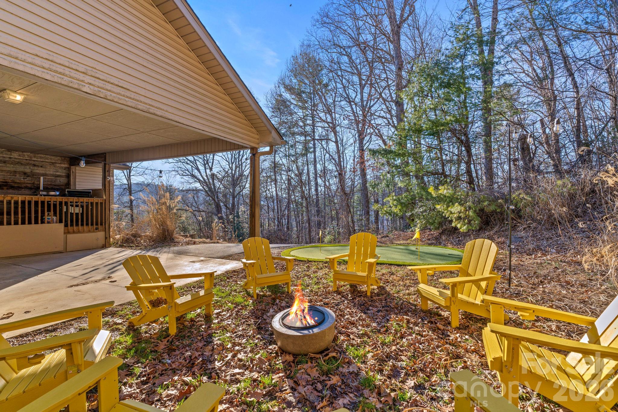 36 Wineberry Lane — Asheville