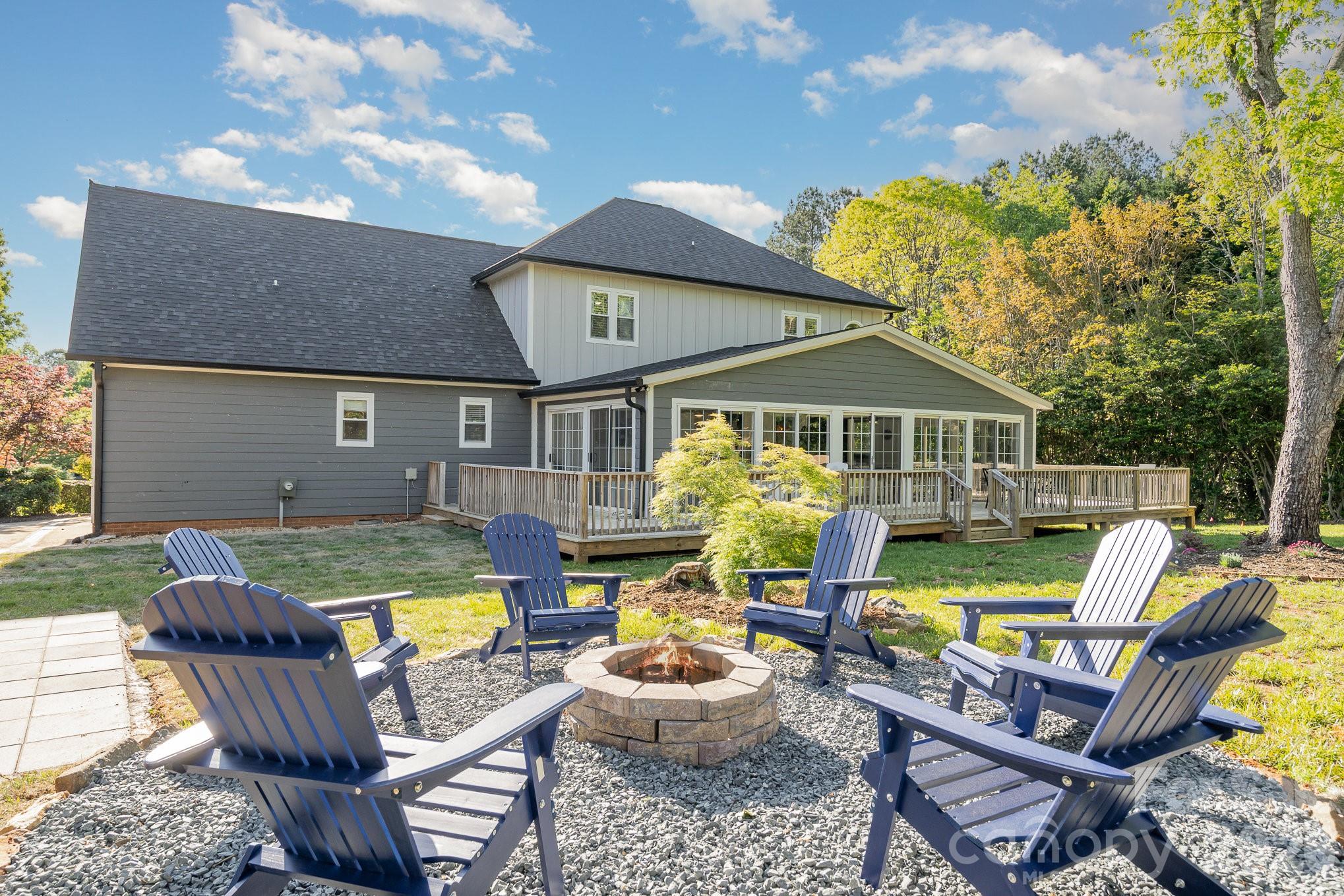 8823 Dartmoor Place — Mint Hill