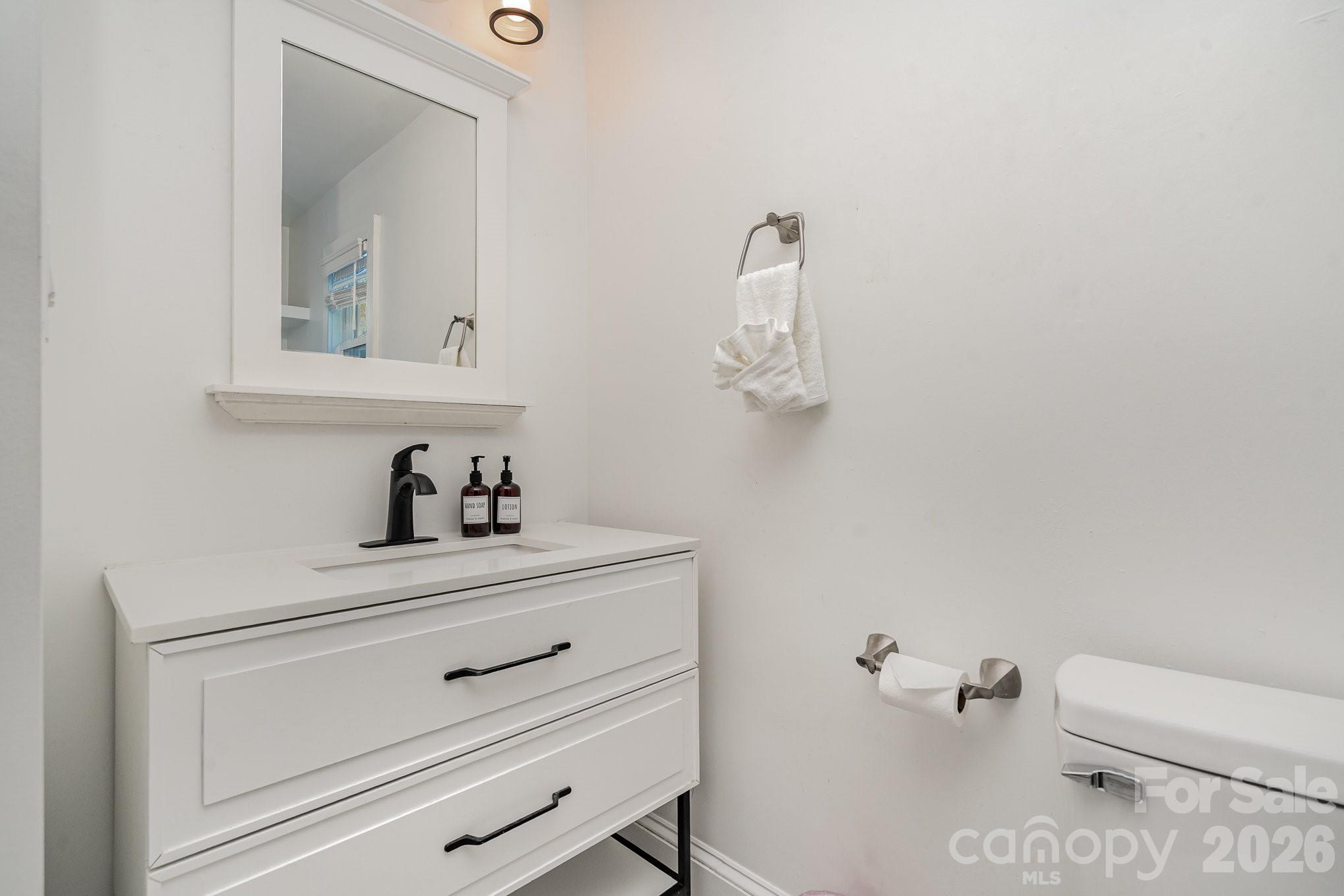 8823 Dartmoor Place — Mint Hill