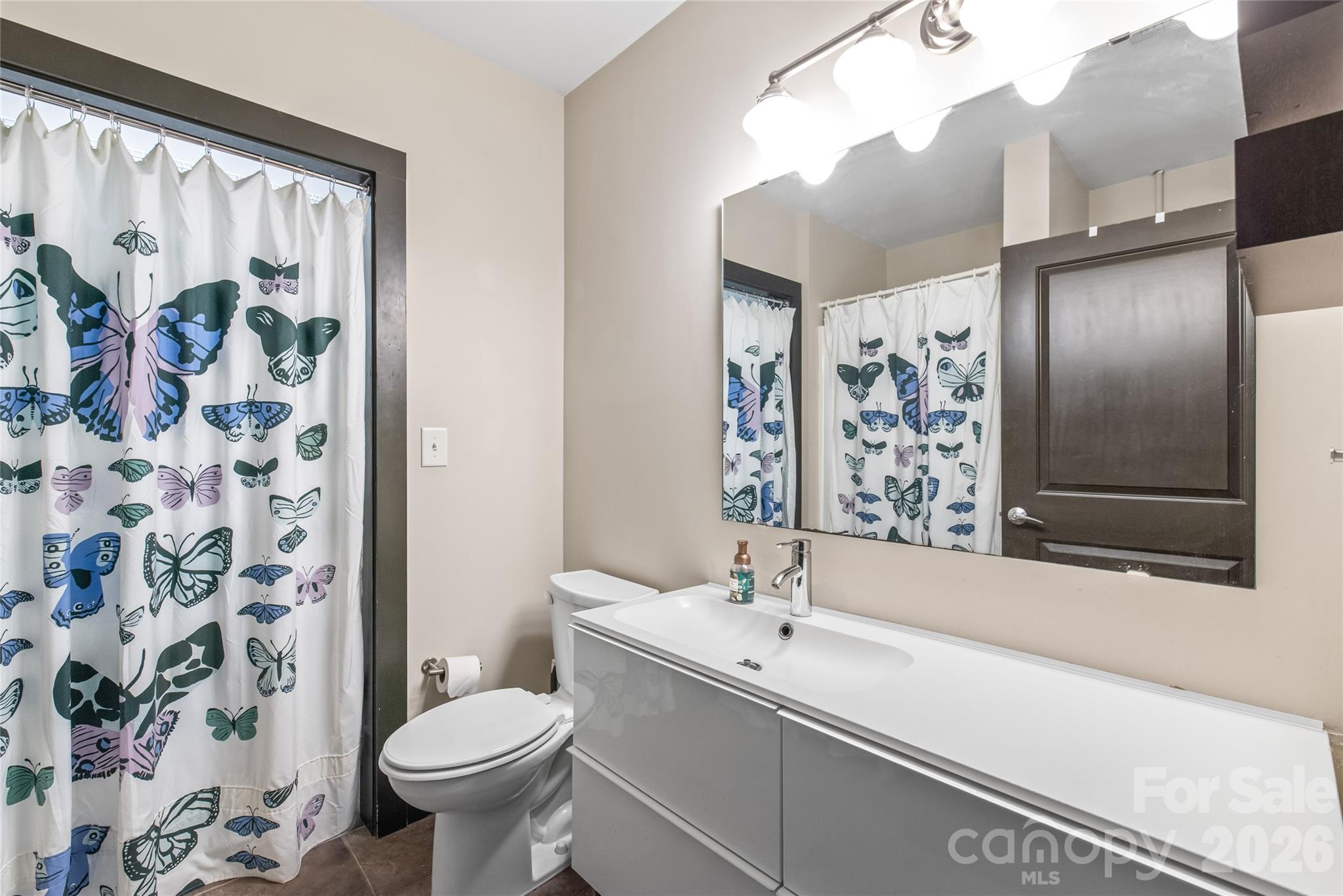 100 W Main Avenue #402 — Gastonia