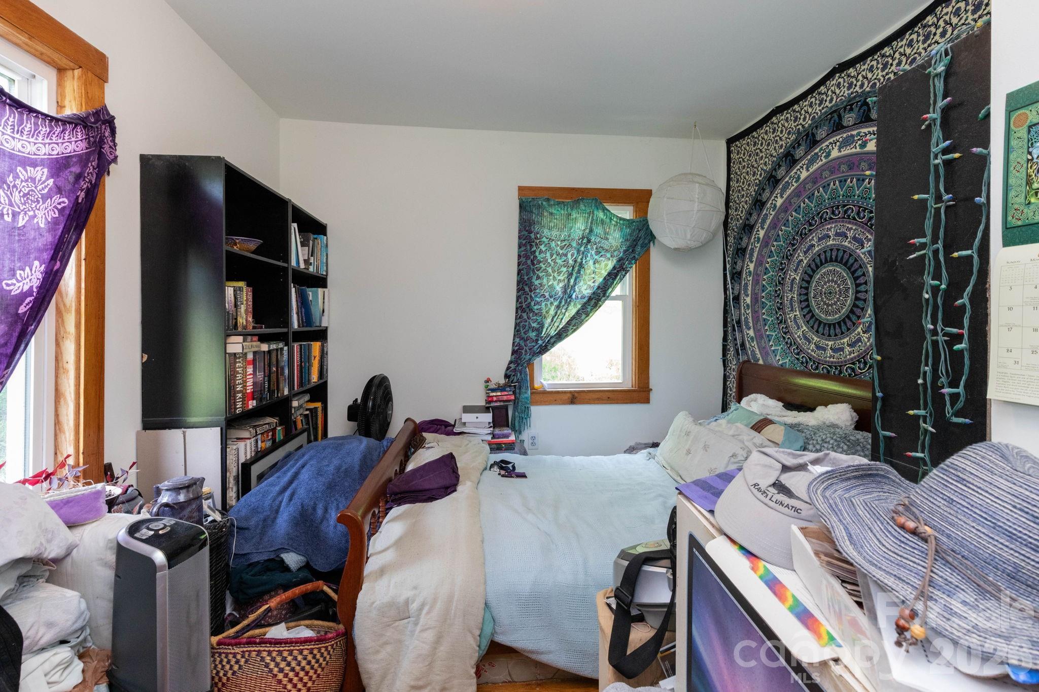 329 N Fork Road — Barnardsville