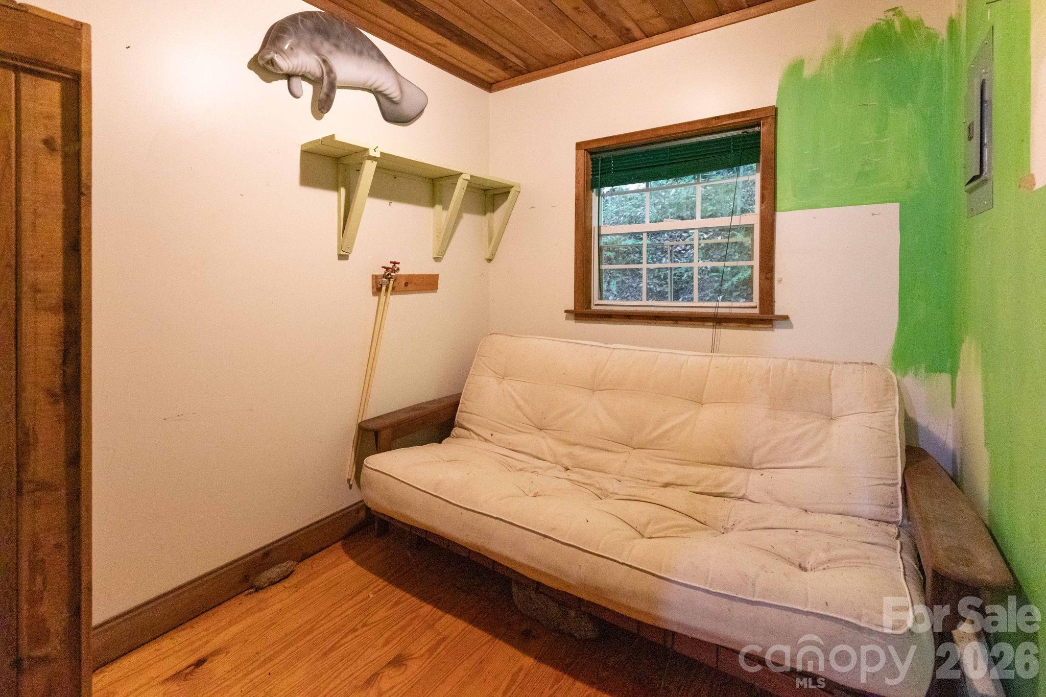 329 N Fork Road — Barnardsville