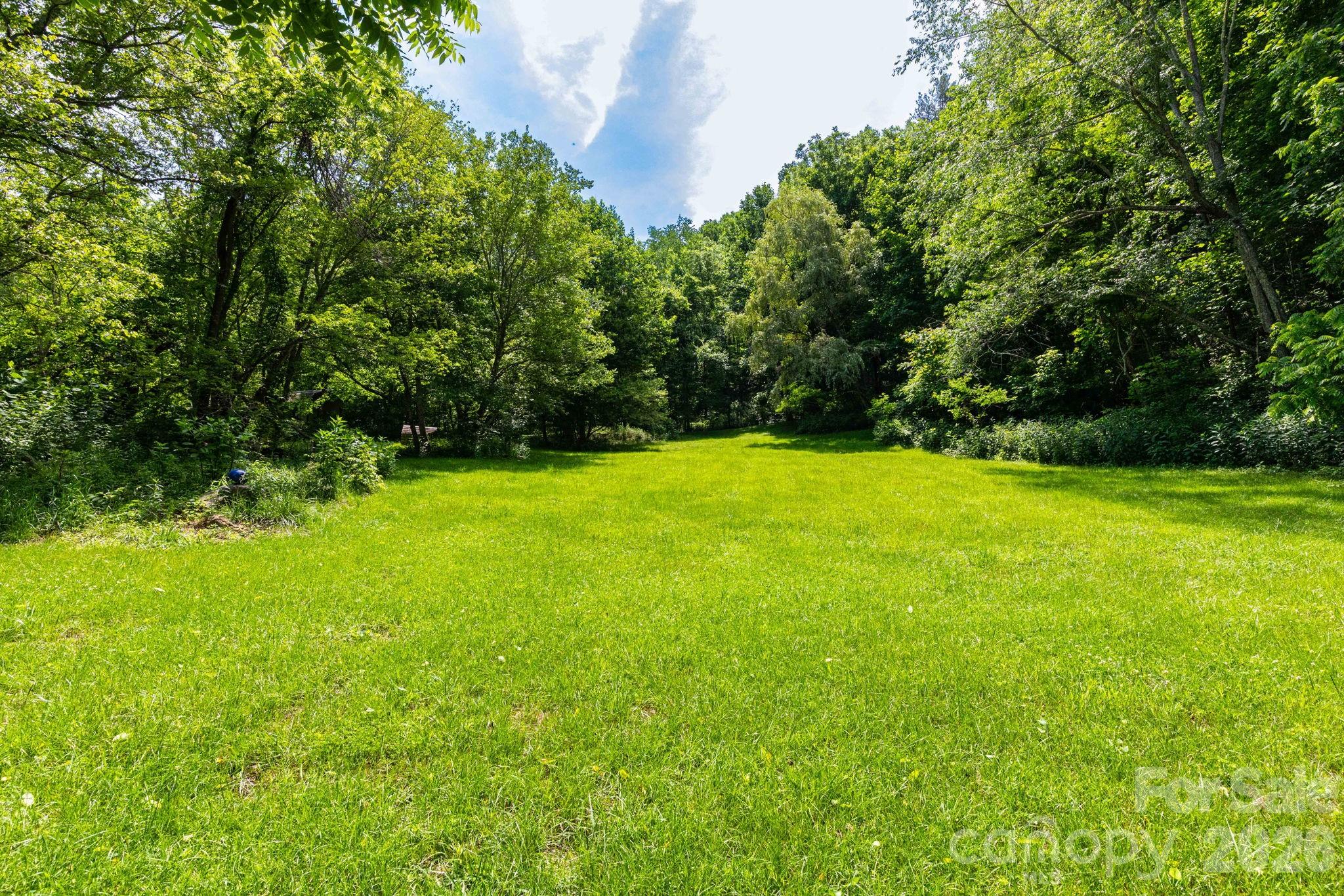 329 N Fork Road — Barnardsville