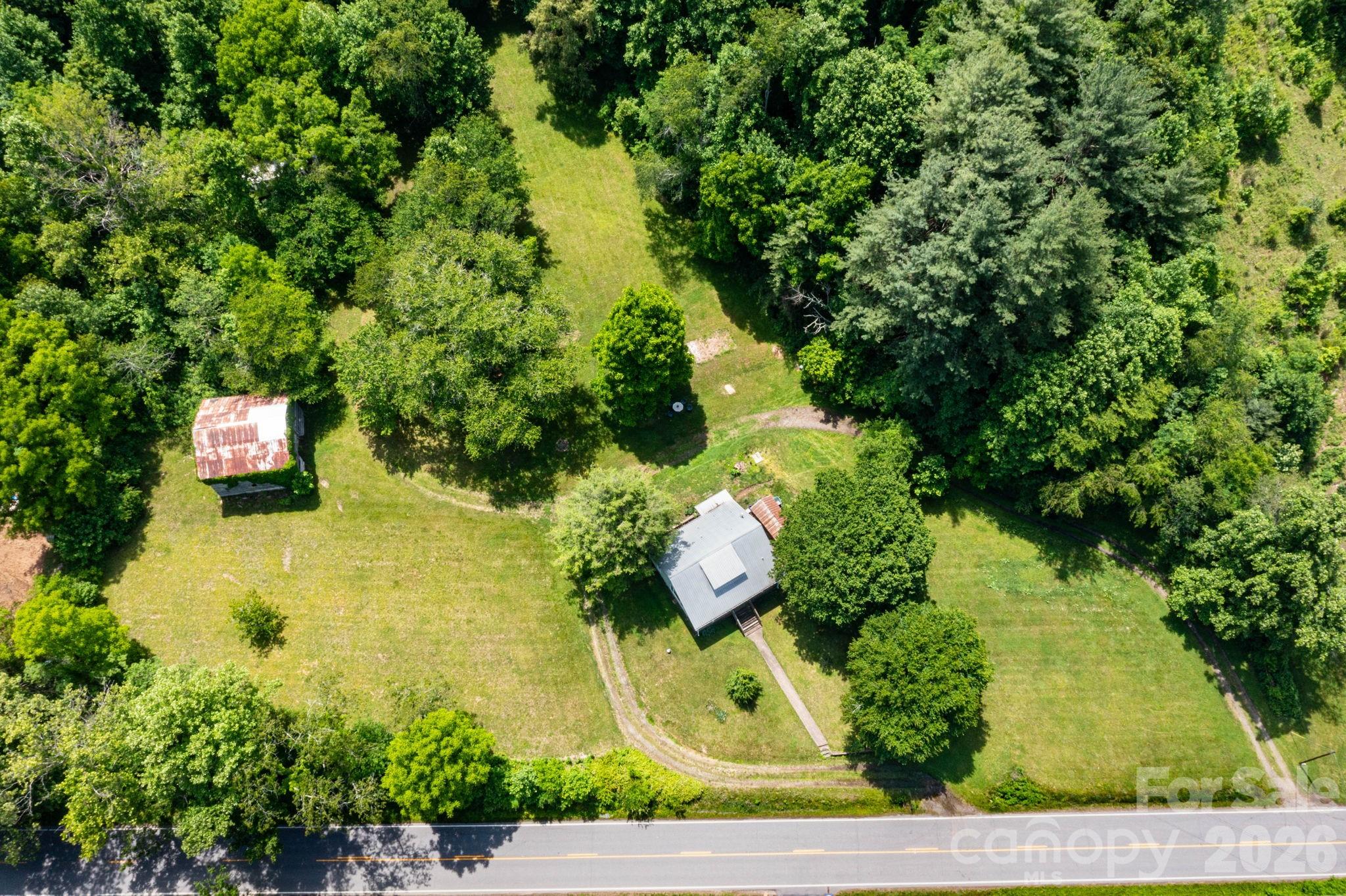 329 N Fork Road — Barnardsville