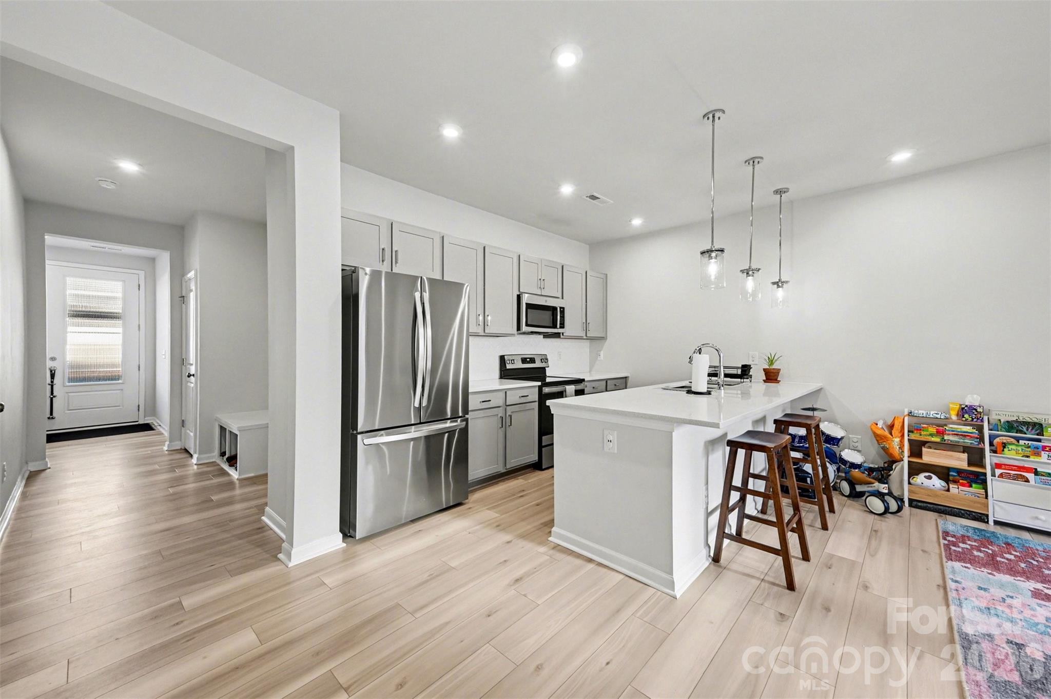 3132 Hutton Gardens Lane — Charlotte