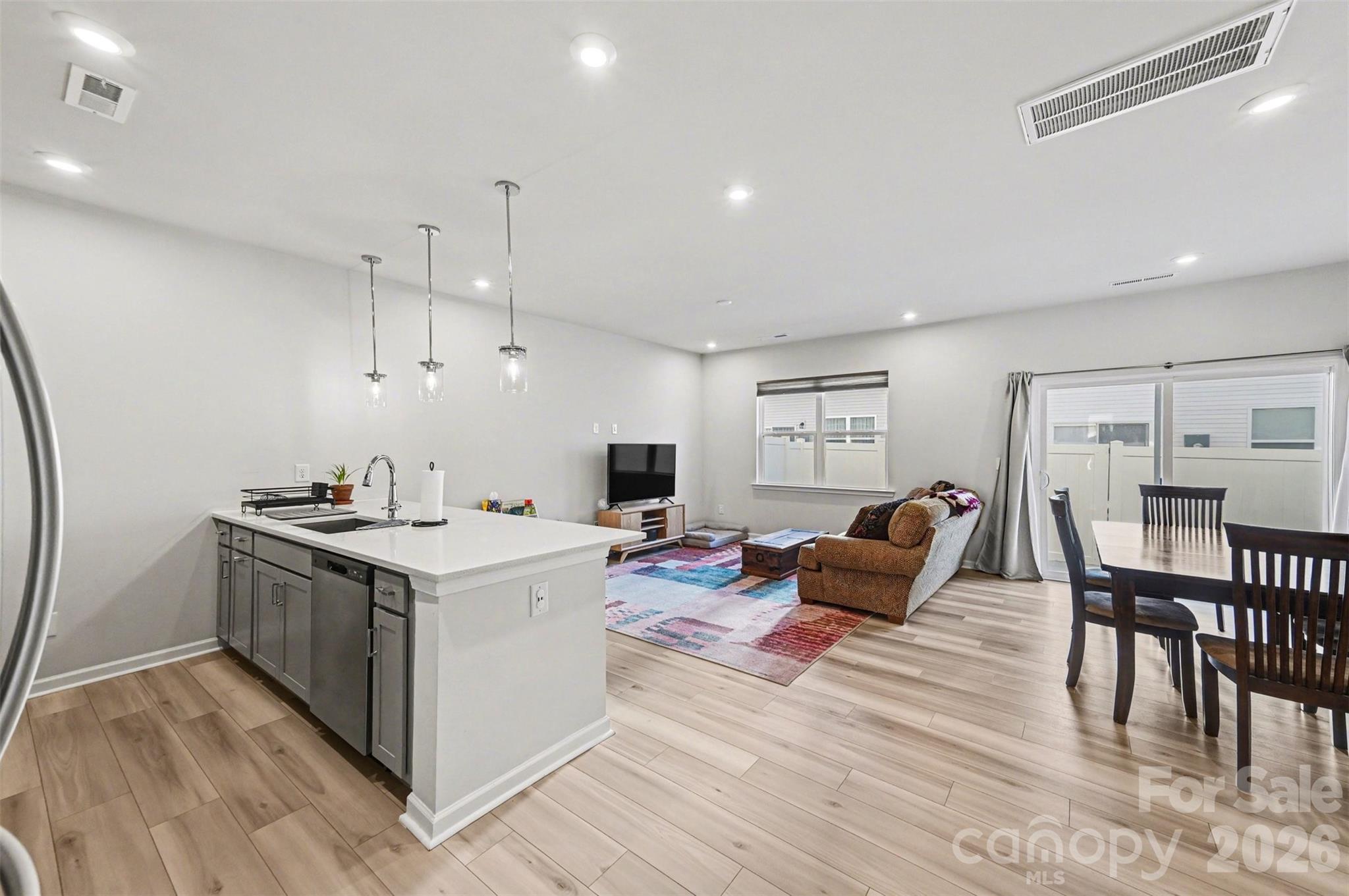 3132 Hutton Gardens Lane — Charlotte