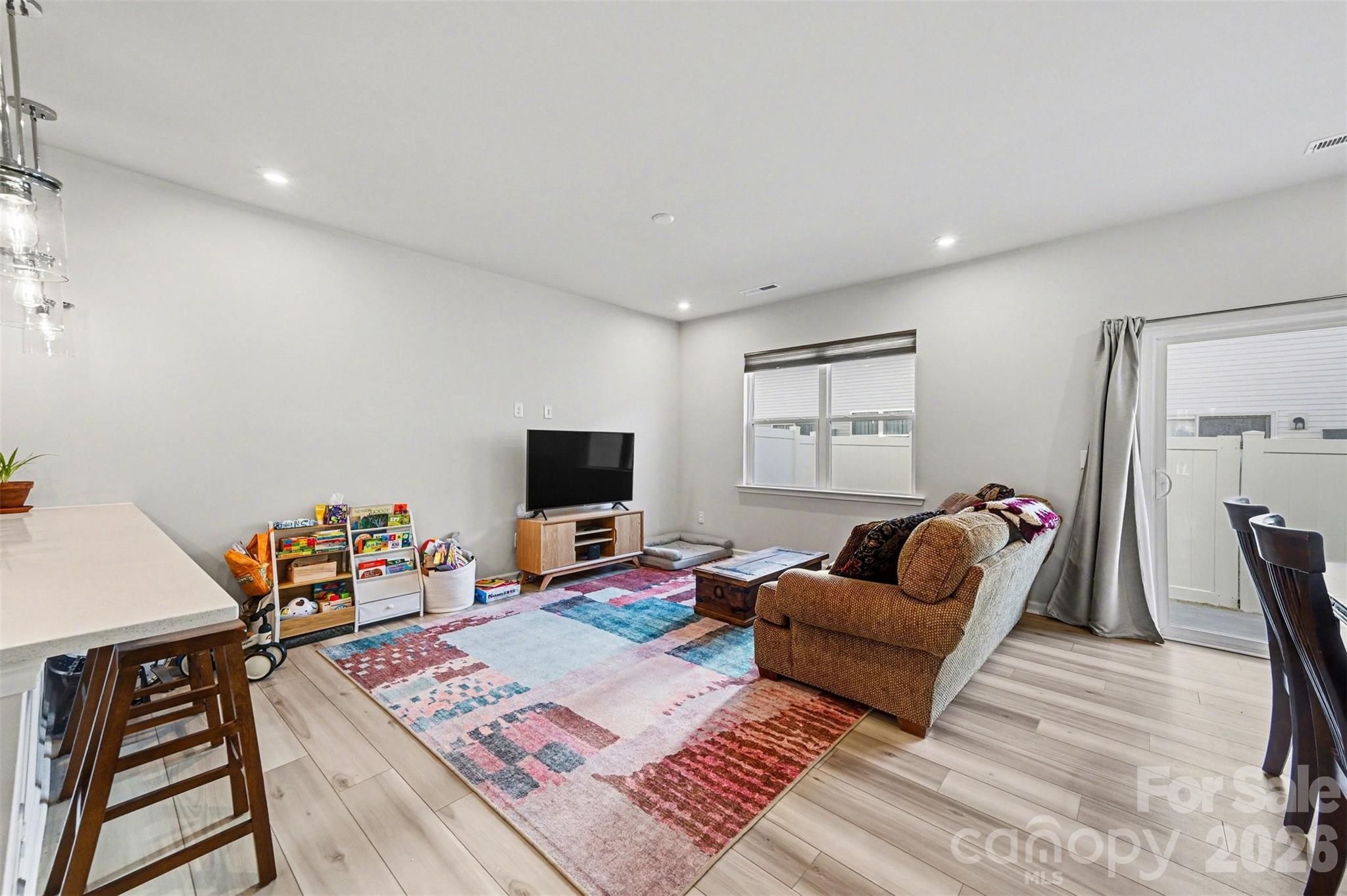3132 Hutton Gardens Lane — Charlotte