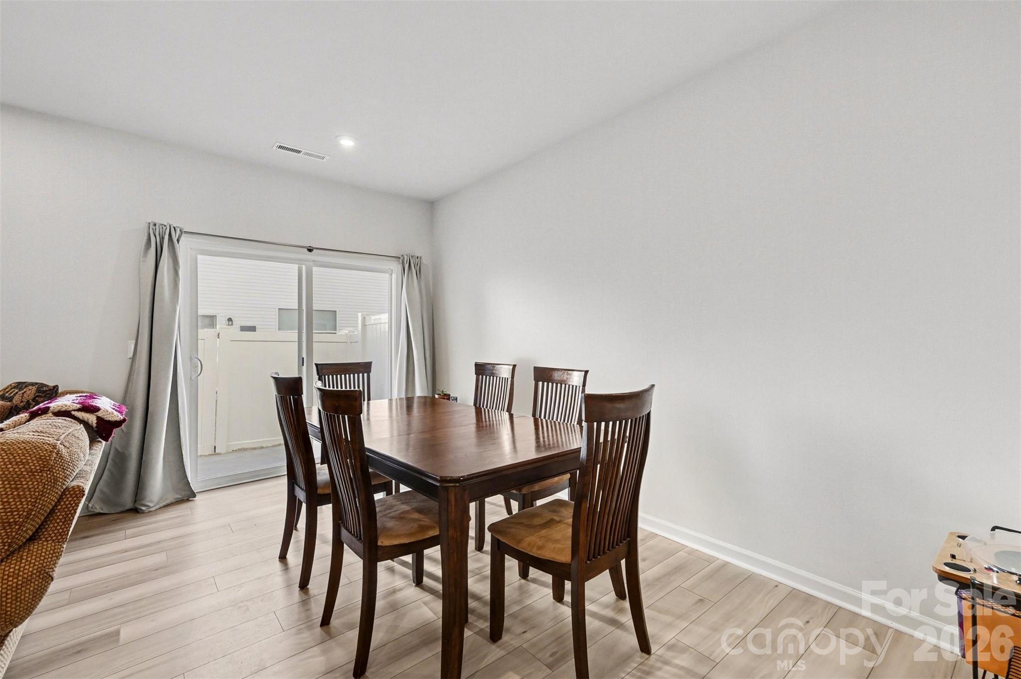 3132 Hutton Gardens Lane — Charlotte