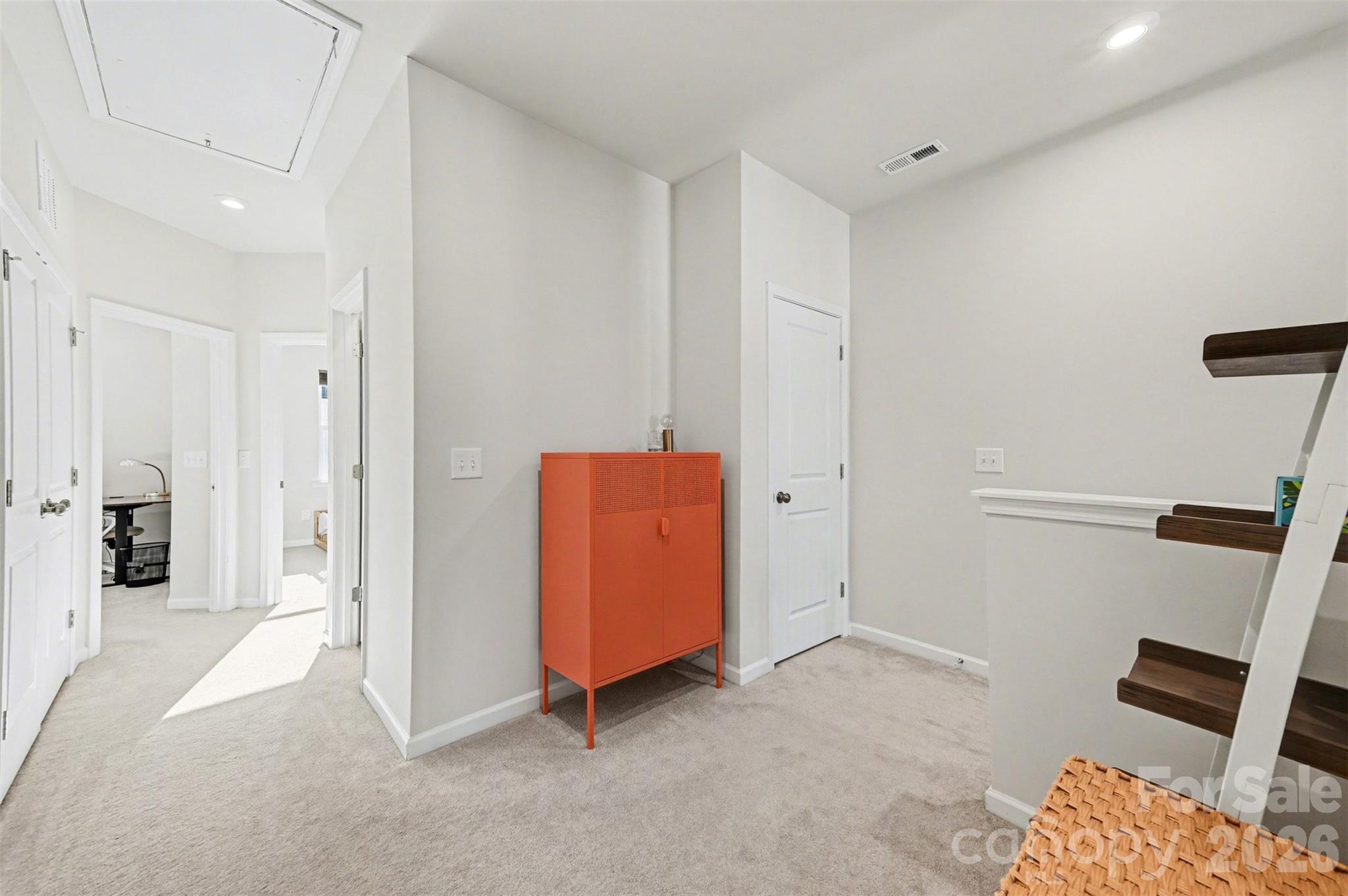 3132 Hutton Gardens Lane — Charlotte