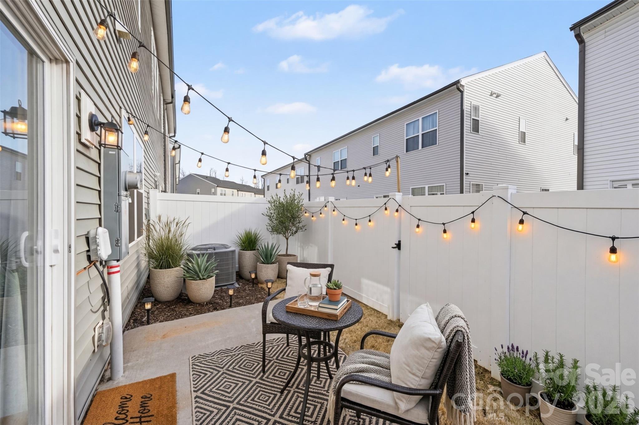 3132 Hutton Gardens Lane — Charlotte