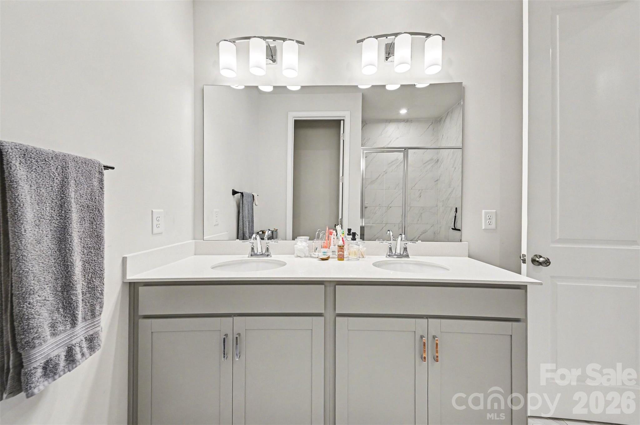 3132 Hutton Gardens Lane — Charlotte