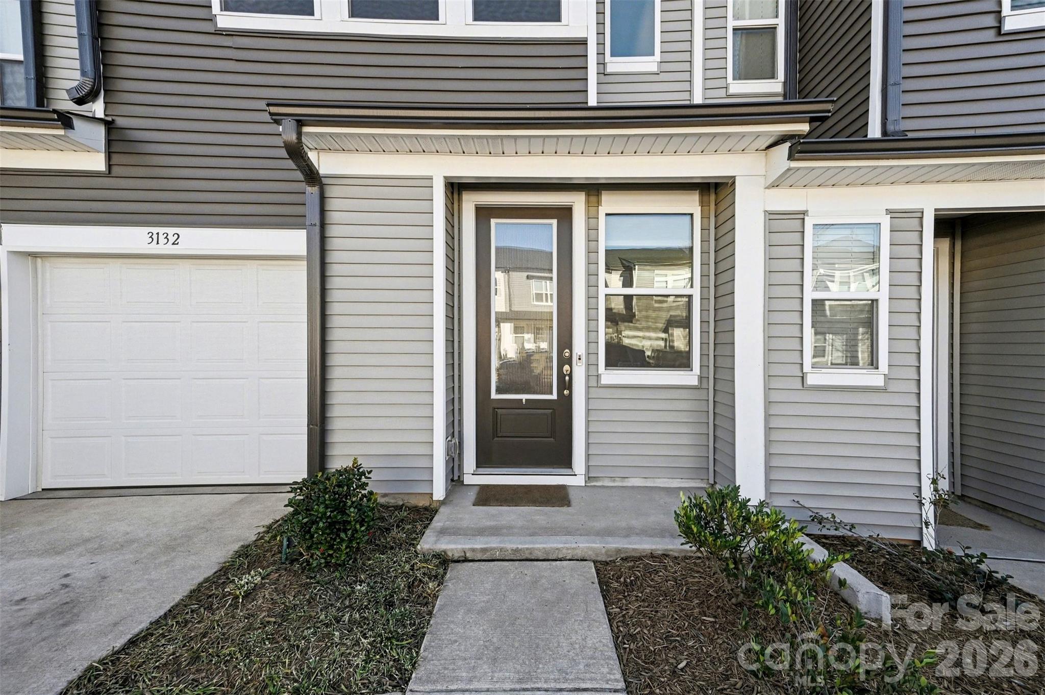 3132 Hutton Gardens Lane — Charlotte