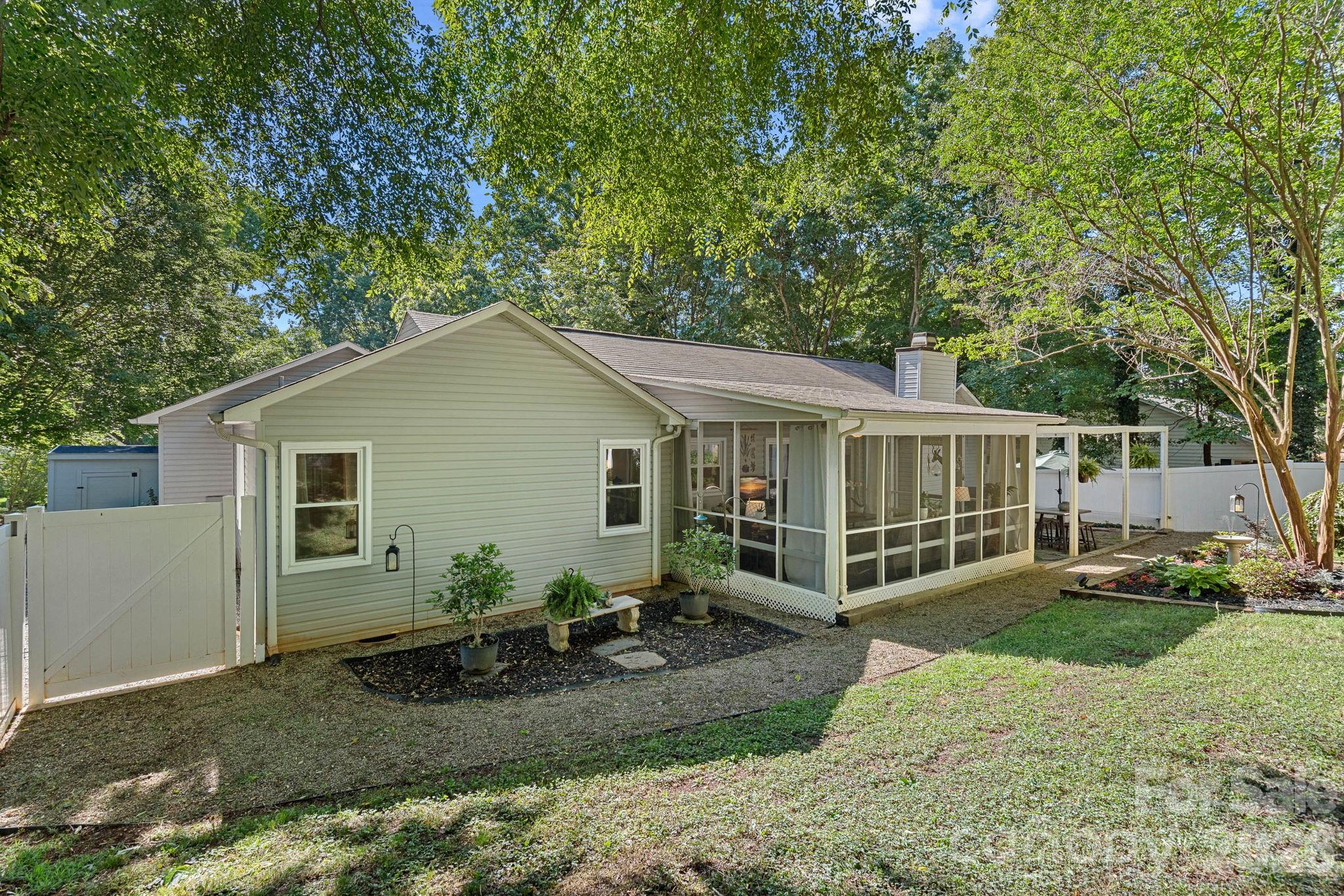 154 Quiet Cove Road — Mooresville