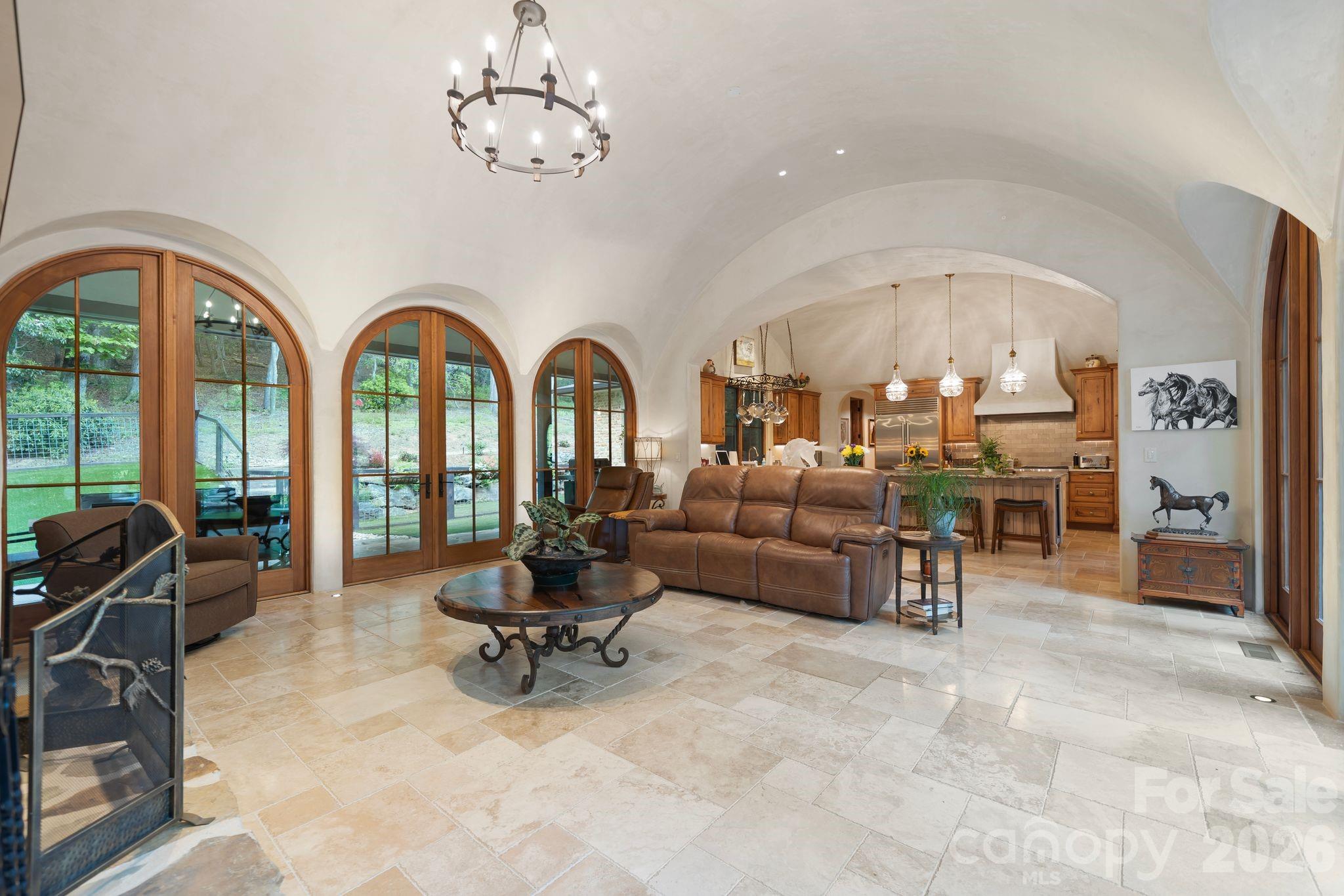 959 & 957 Dave Whitaker Road — Horse Shoe