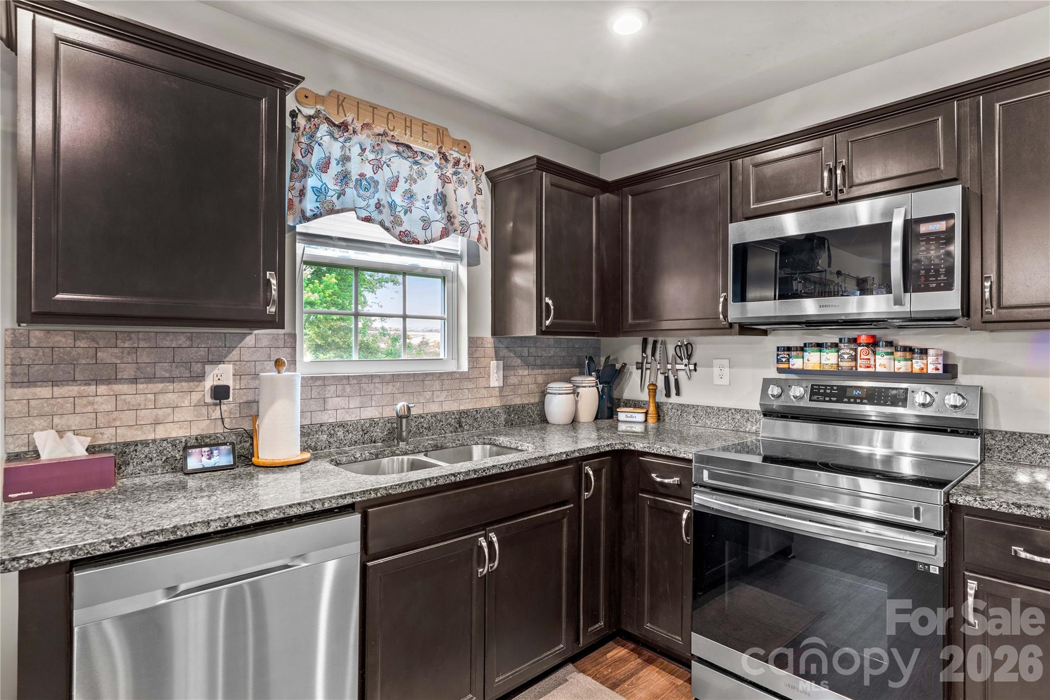 104 Sandtrap Drive — Statesville