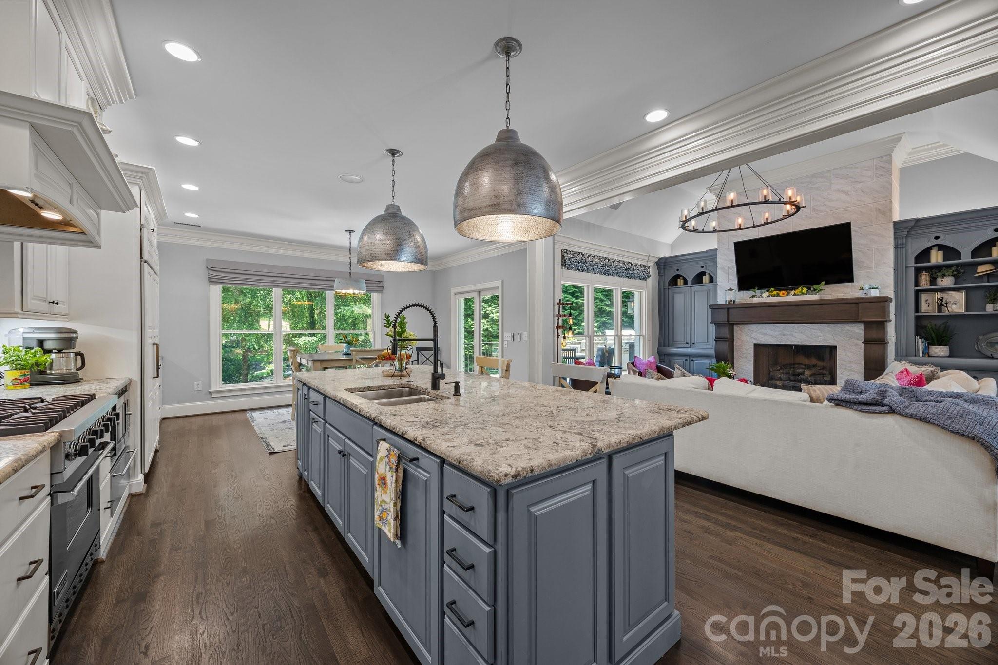 19506 Mary Ardrey Circle — Cornelius
