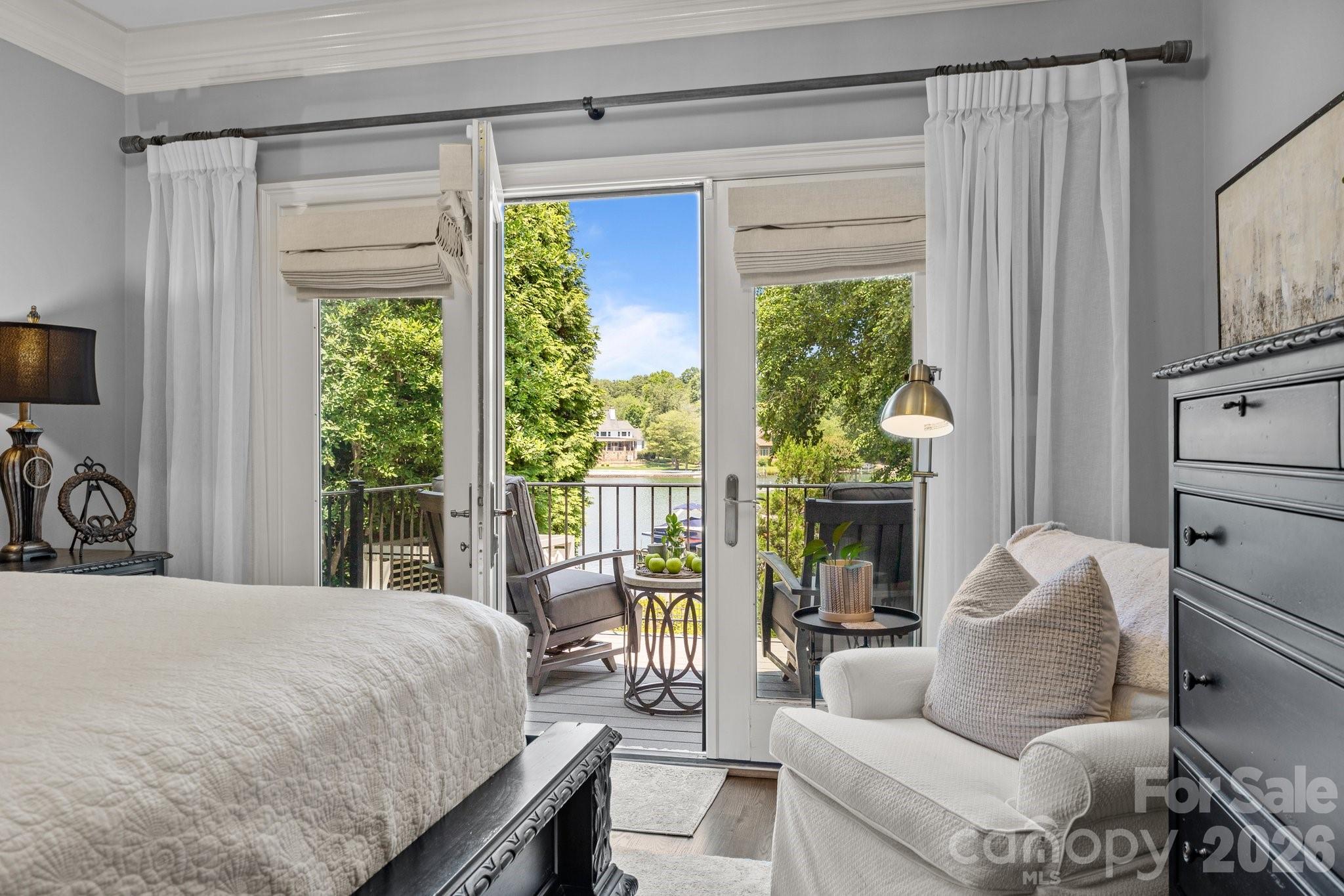 19506 Mary Ardrey Circle — Cornelius
