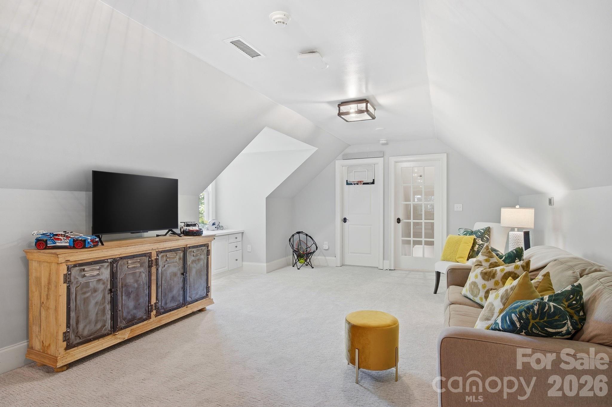19506 Mary Ardrey Circle — Cornelius