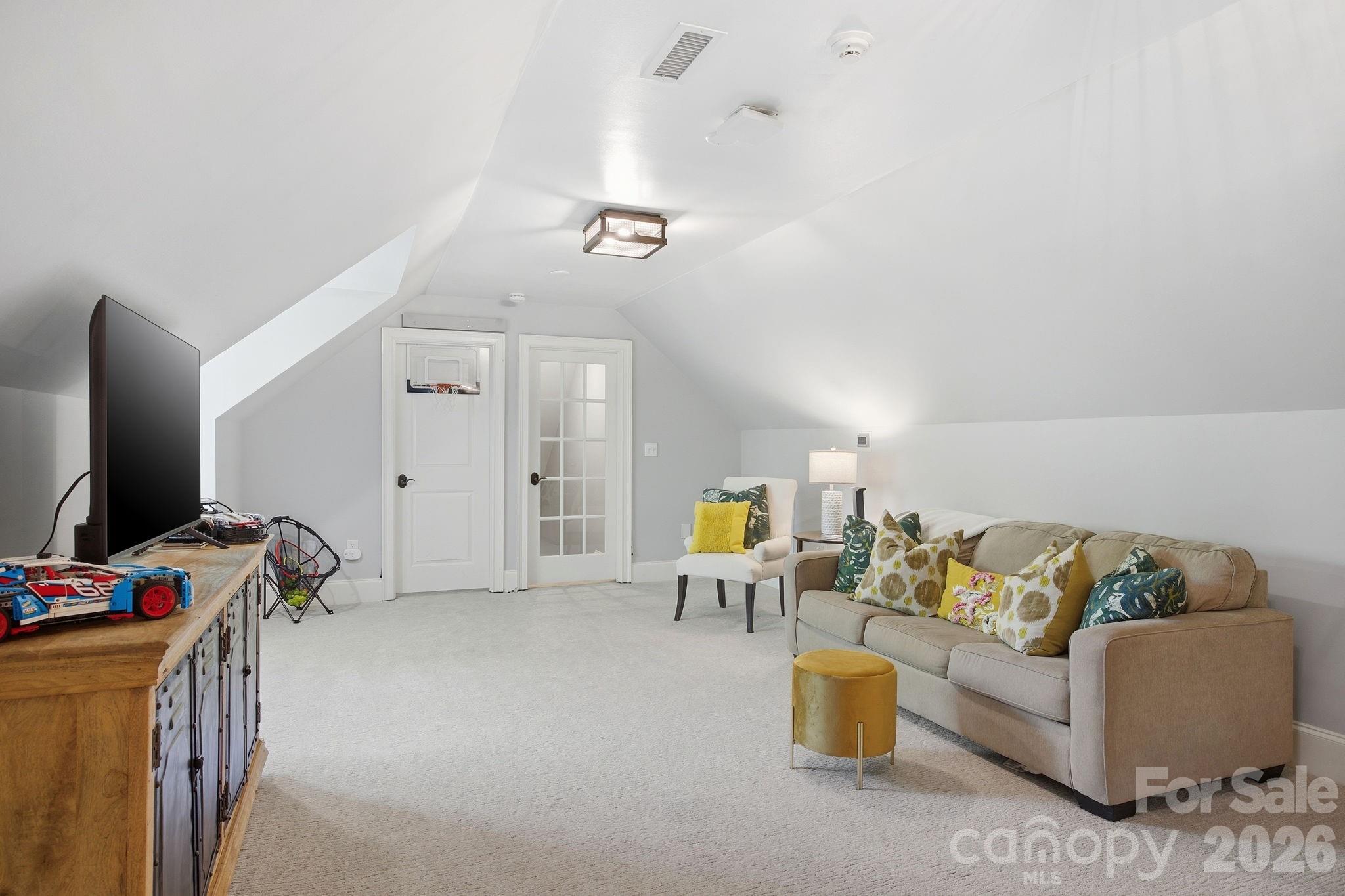 19506 Mary Ardrey Circle — Cornelius