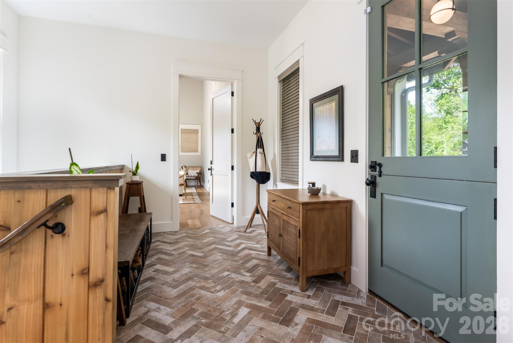25 Rantis Lane — Black Mountain