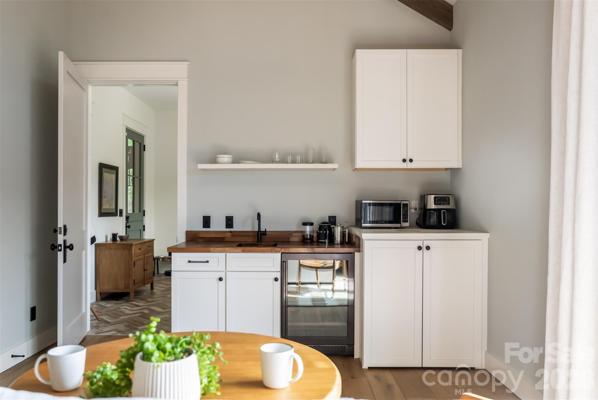25 Rantis Lane — Black Mountain