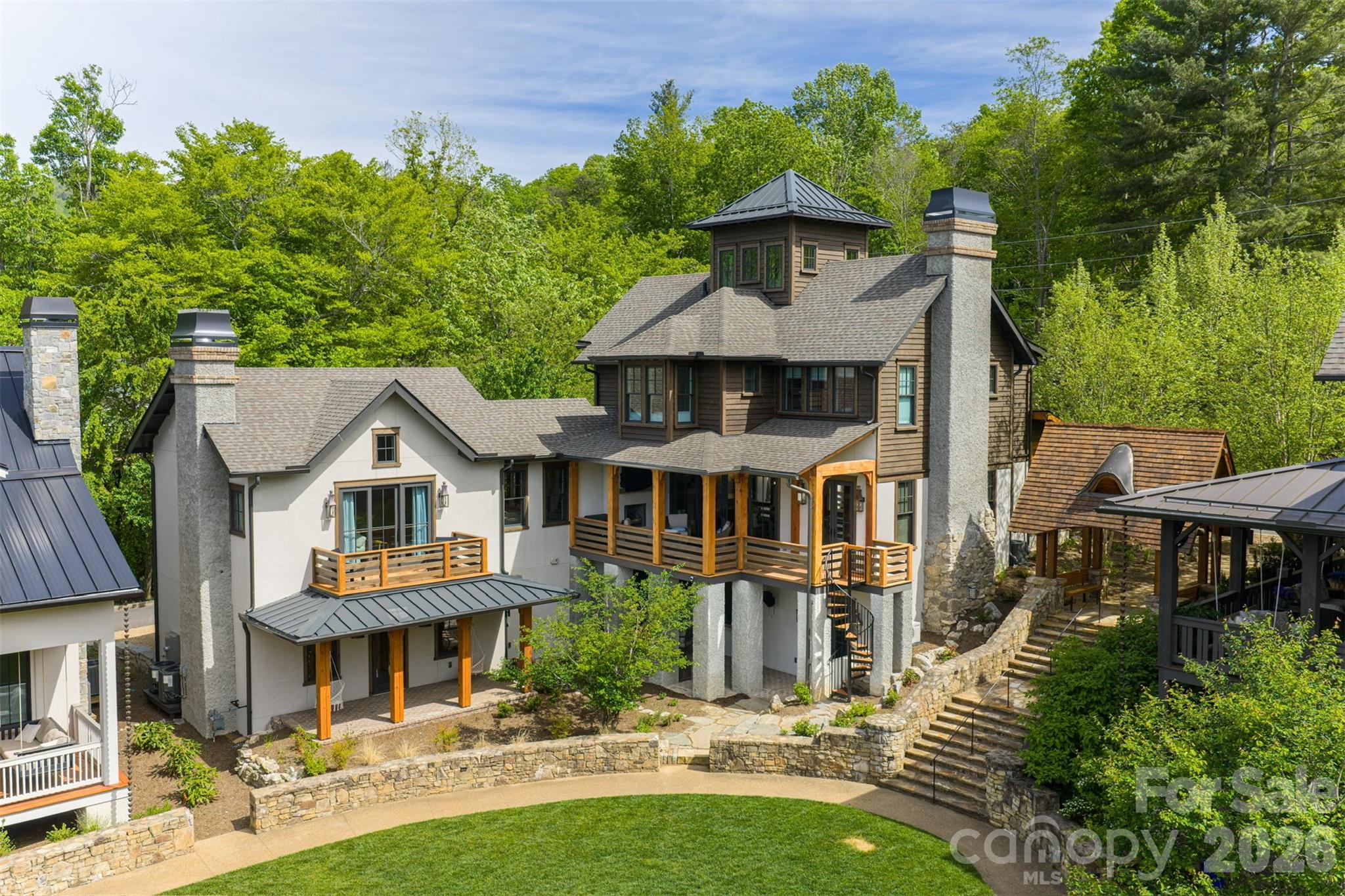 25 Rantis Lane — Black Mountain