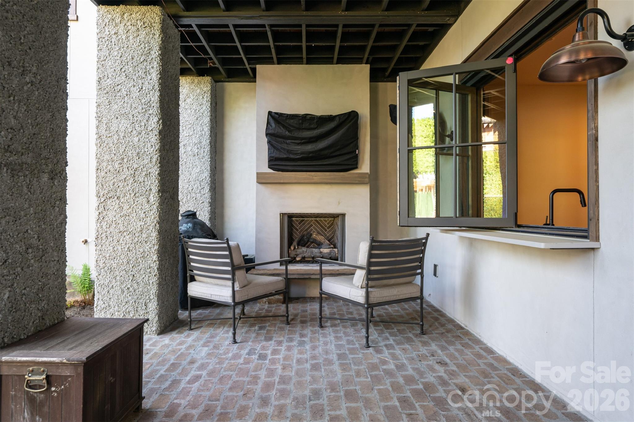 25 Rantis Lane — Black Mountain
