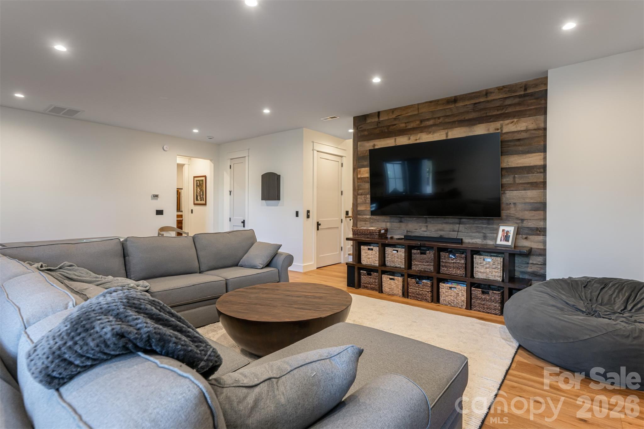 25 Rantis Lane — Black Mountain