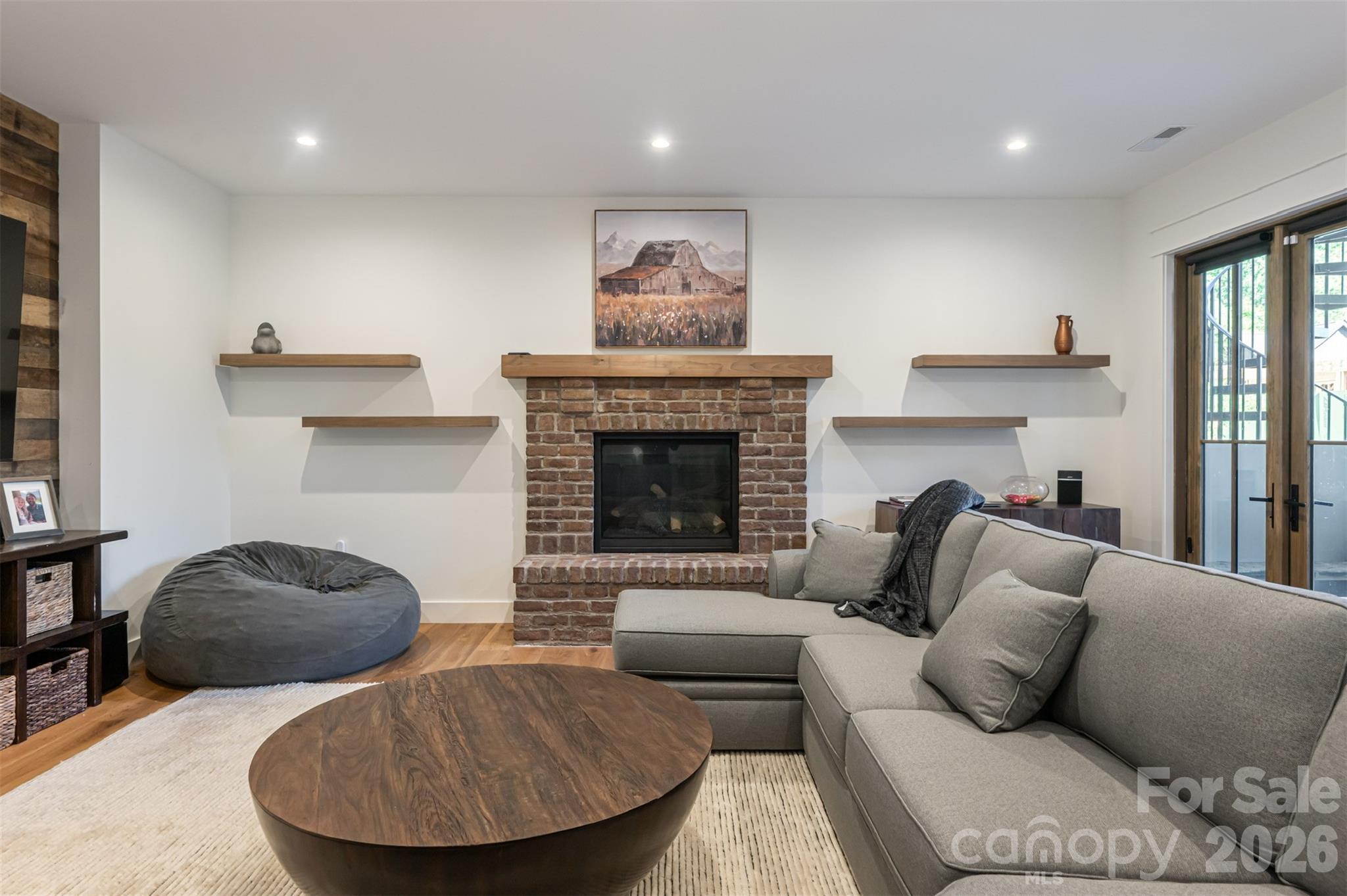25 Rantis Lane — Black Mountain
