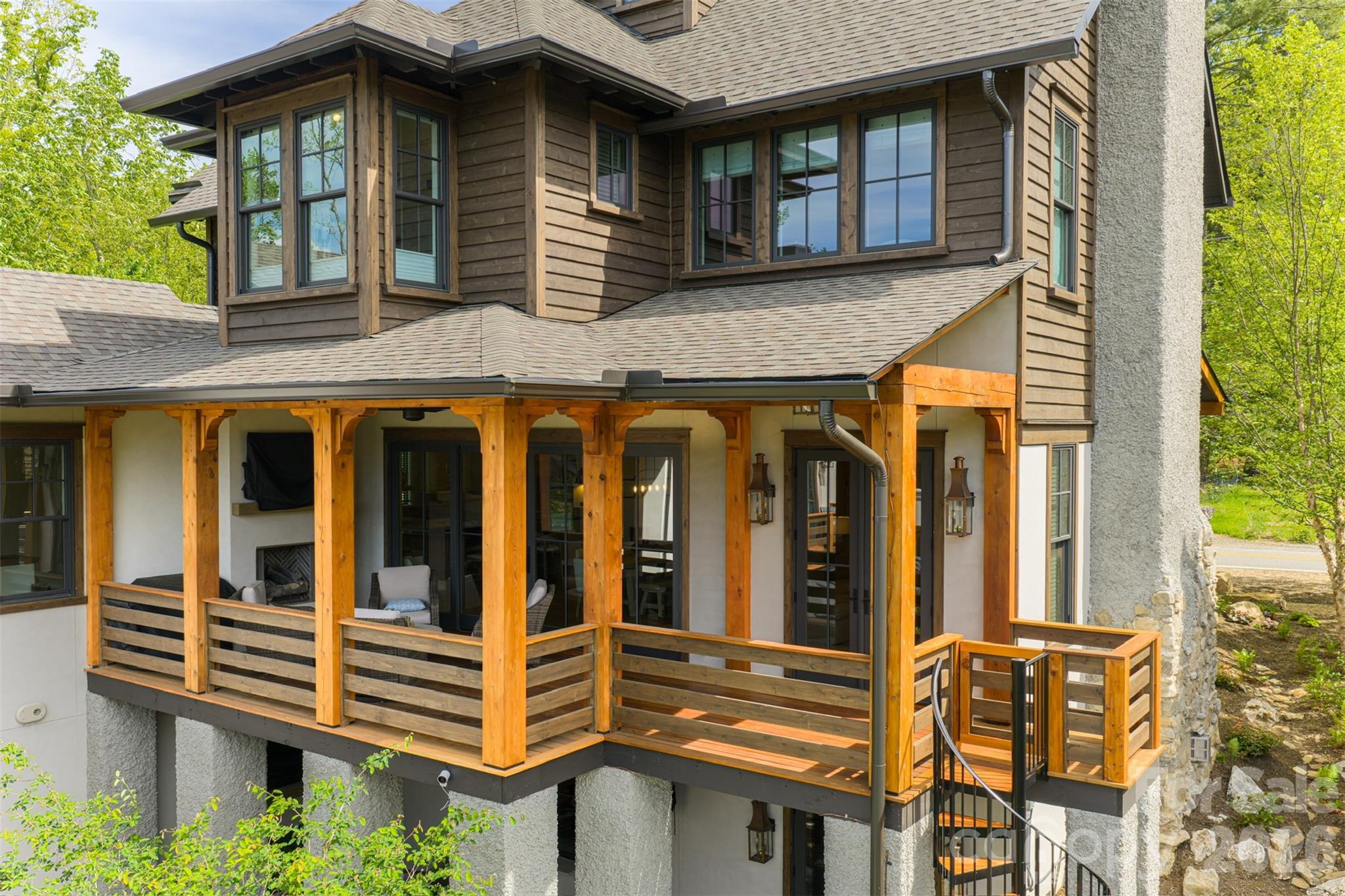 25 Rantis Lane — Black Mountain