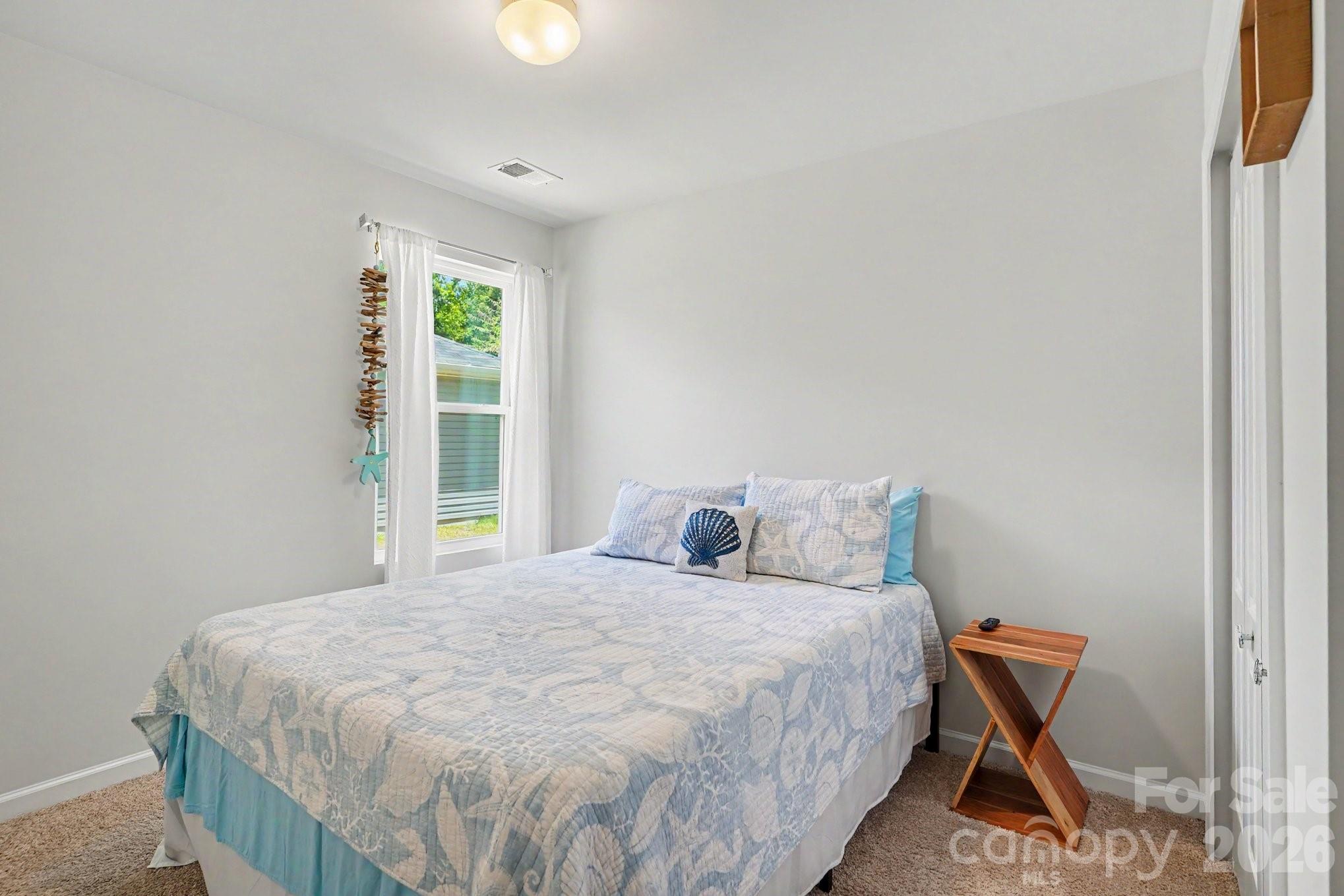 777 Landmark Cove — Calabash