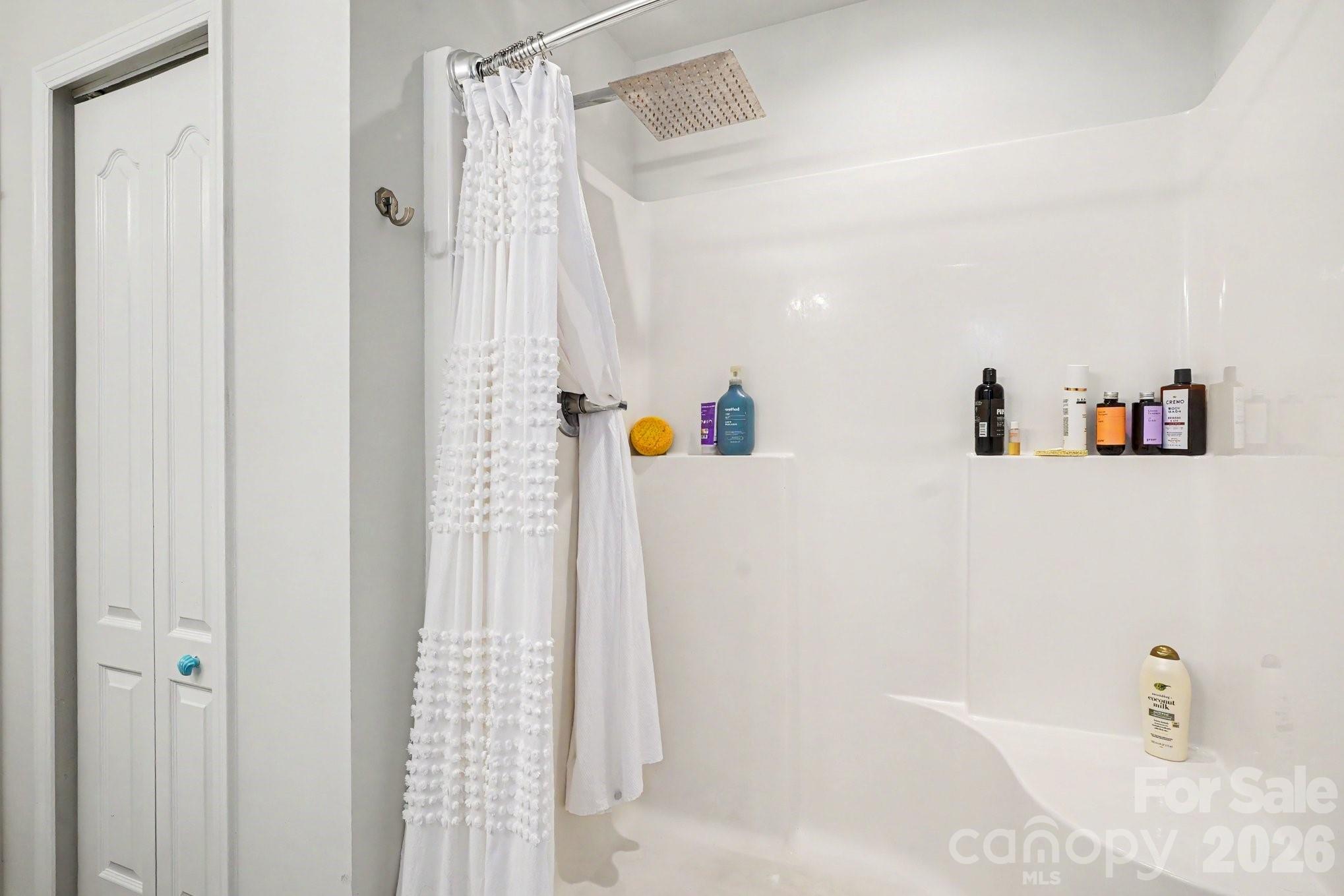 777 Landmark Cove — Calabash